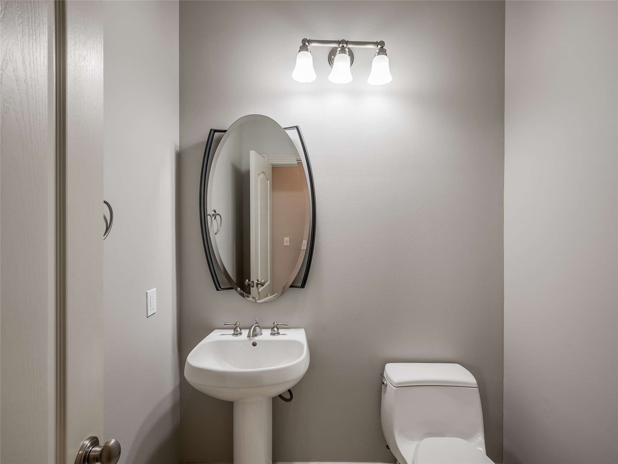315 Sandman Street Property Photo 39