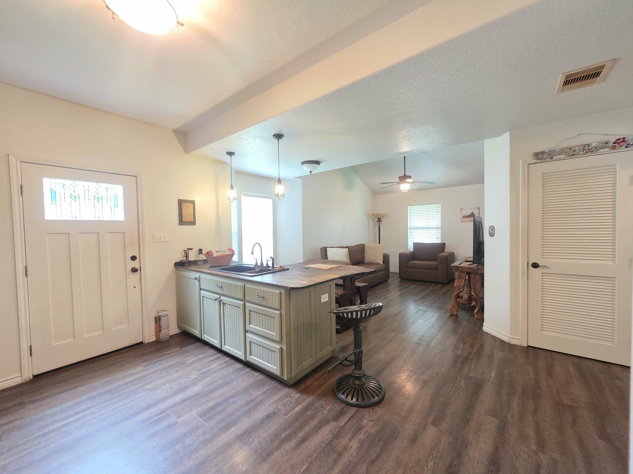 1316 Rampart Street Property Photo 3