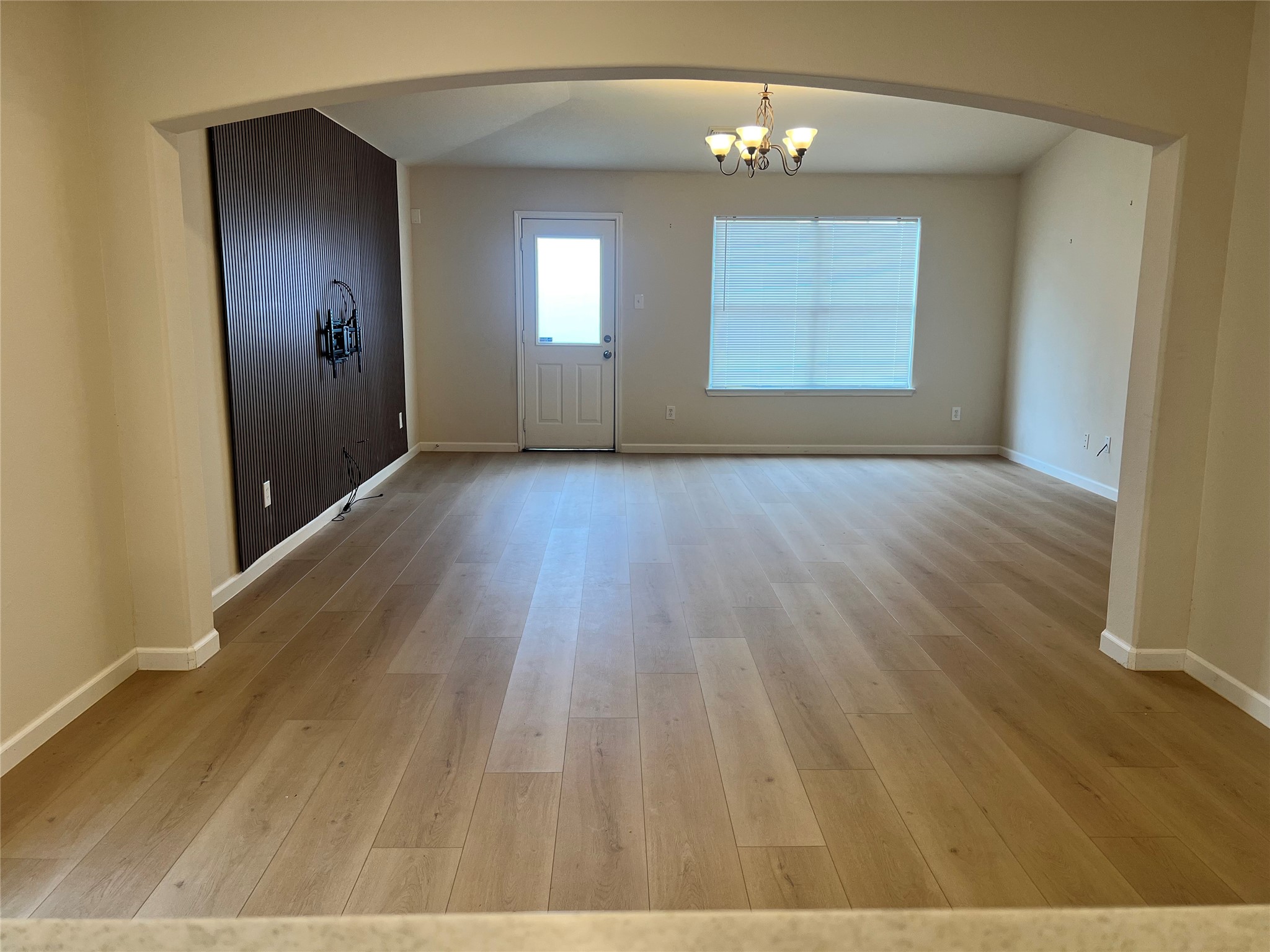 727 Kiley Drive Property Photo 4