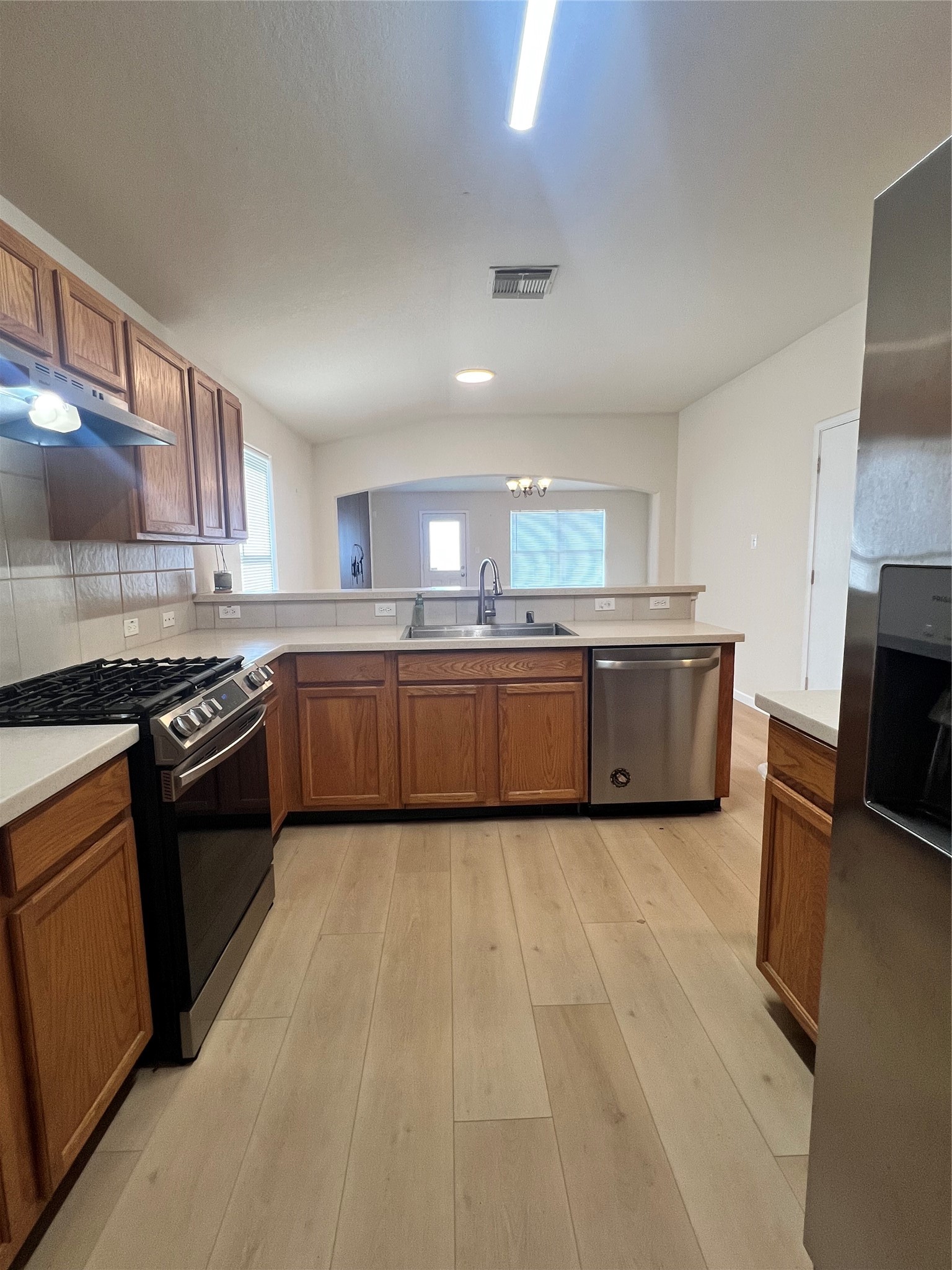 727 Kiley Drive Property Photo 6