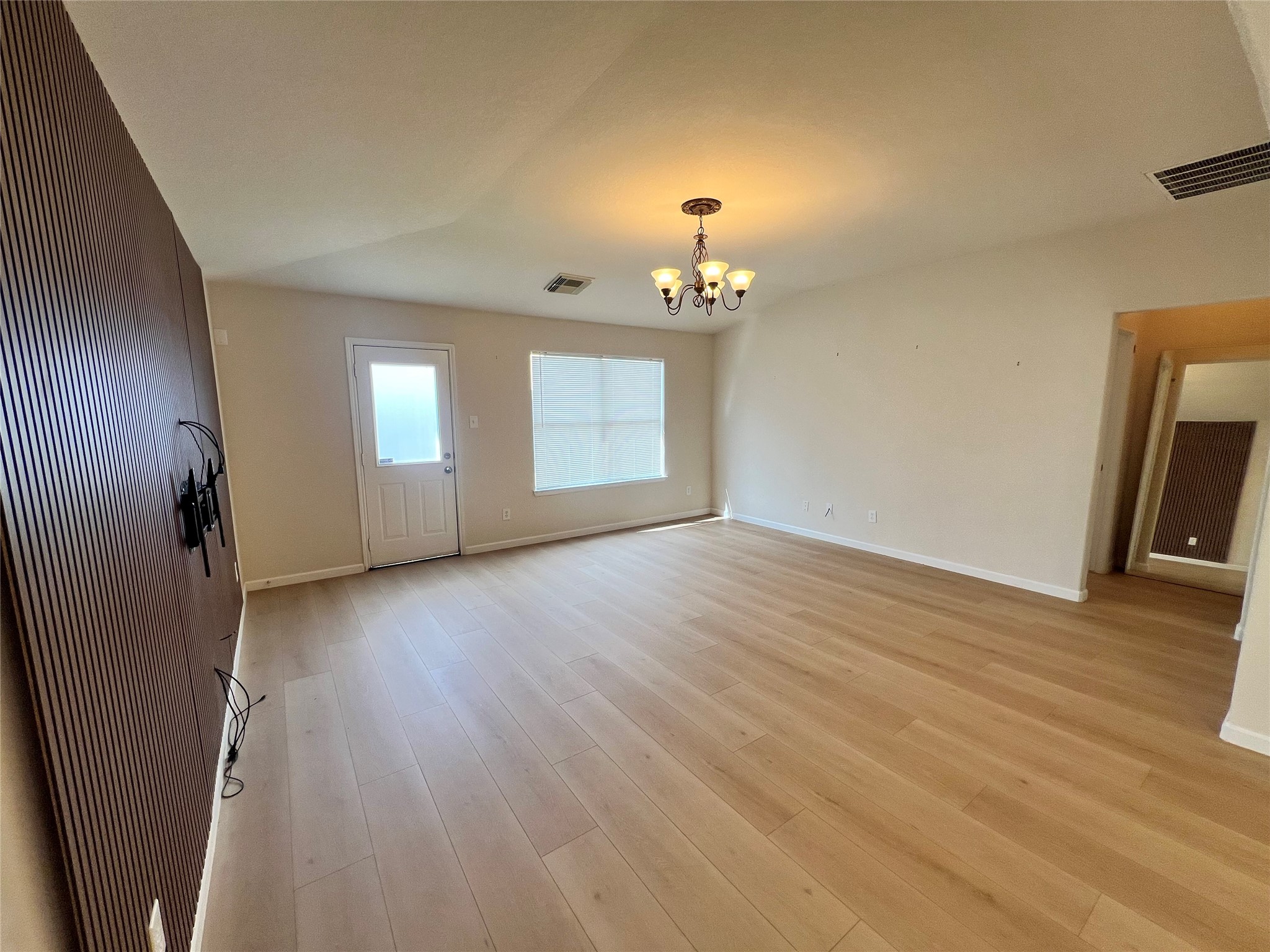 727 Kiley Drive Property Photo 9