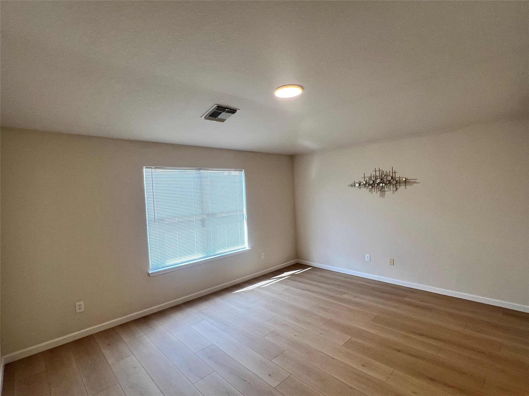 727 Kiley Drive Property Photo 12