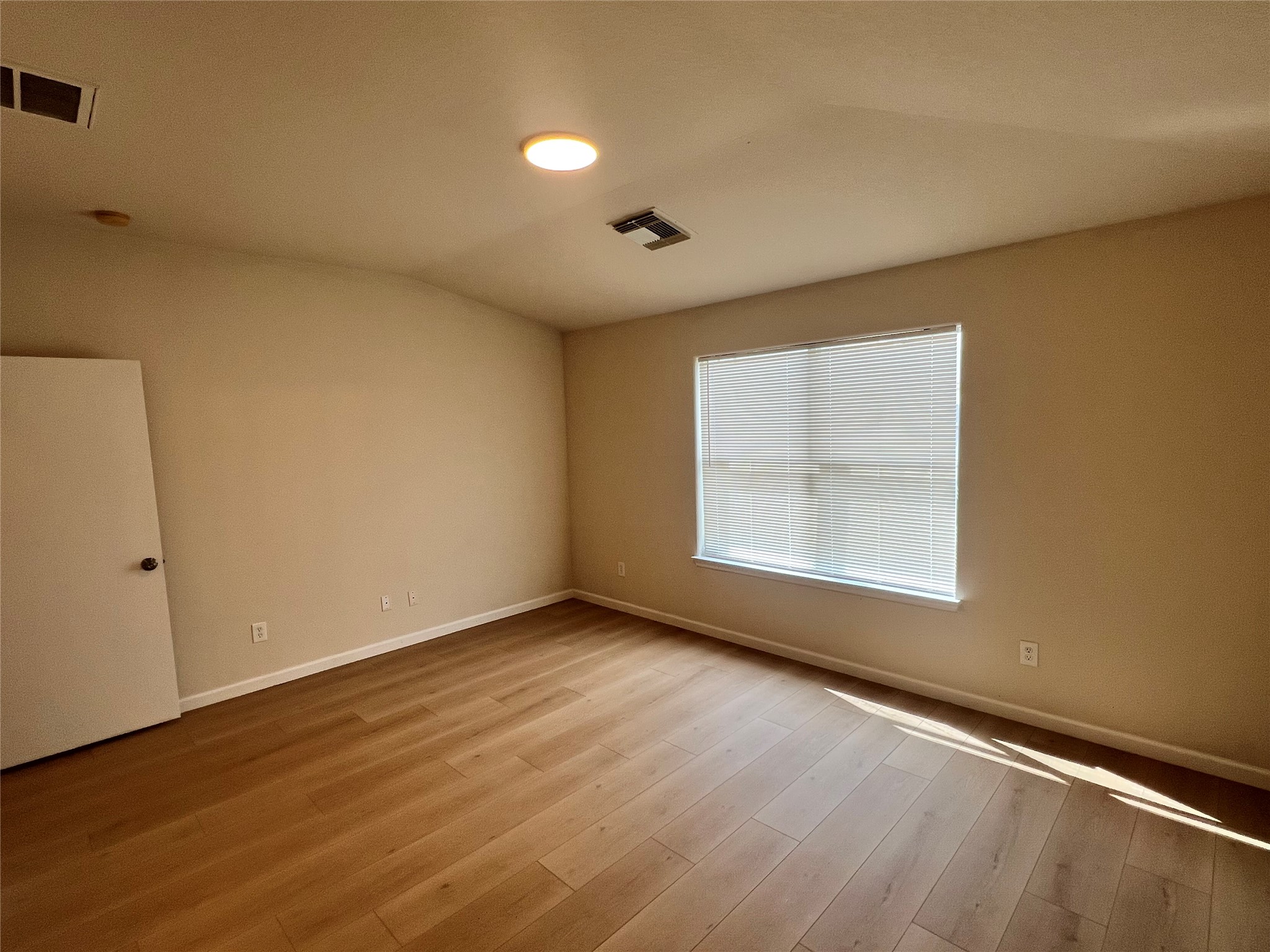 727 Kiley Drive Property Photo 13