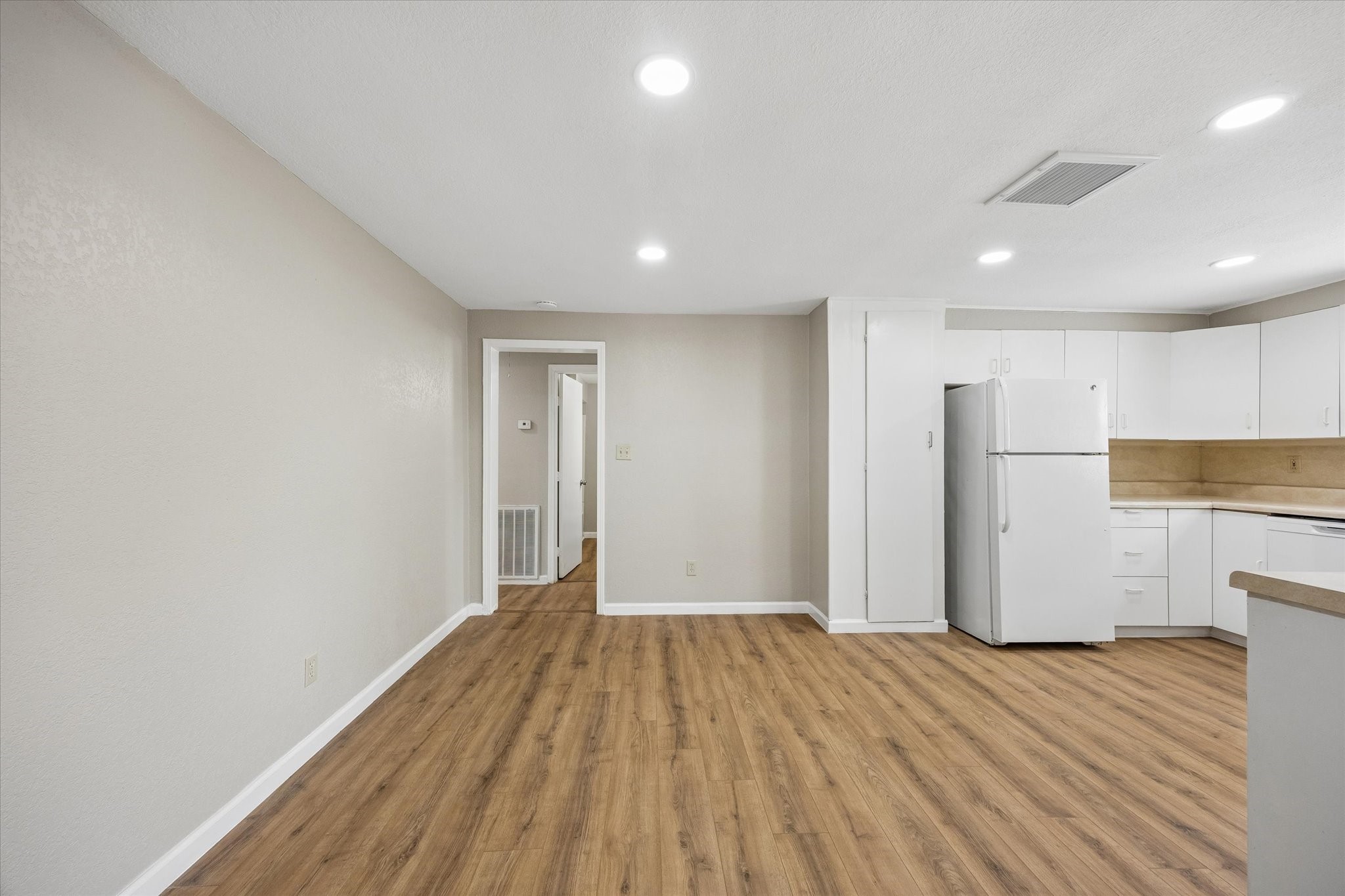 218 N Ormsby Street Property Photo 5
