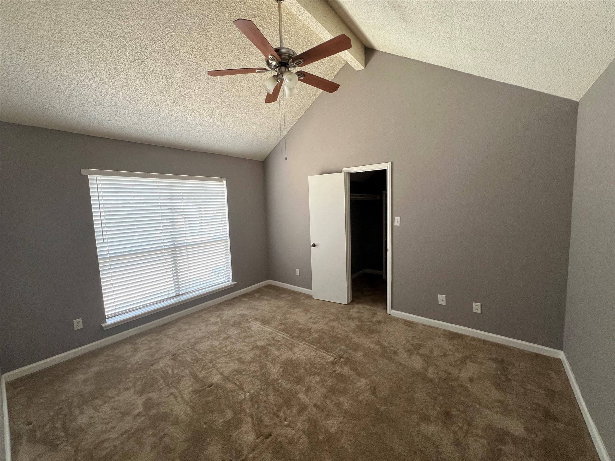 8479 Sands Point Drive Property Photo 9