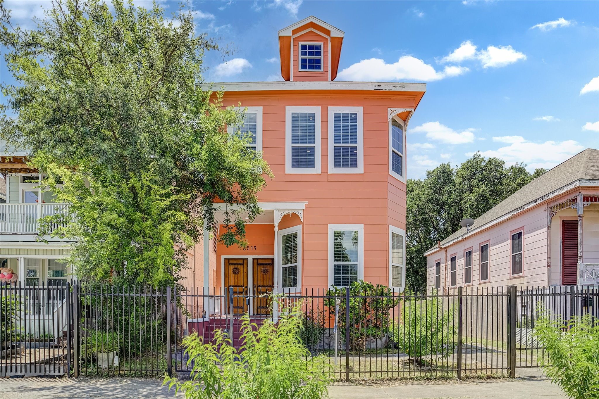 3519 Broadway Street Property Photo 1