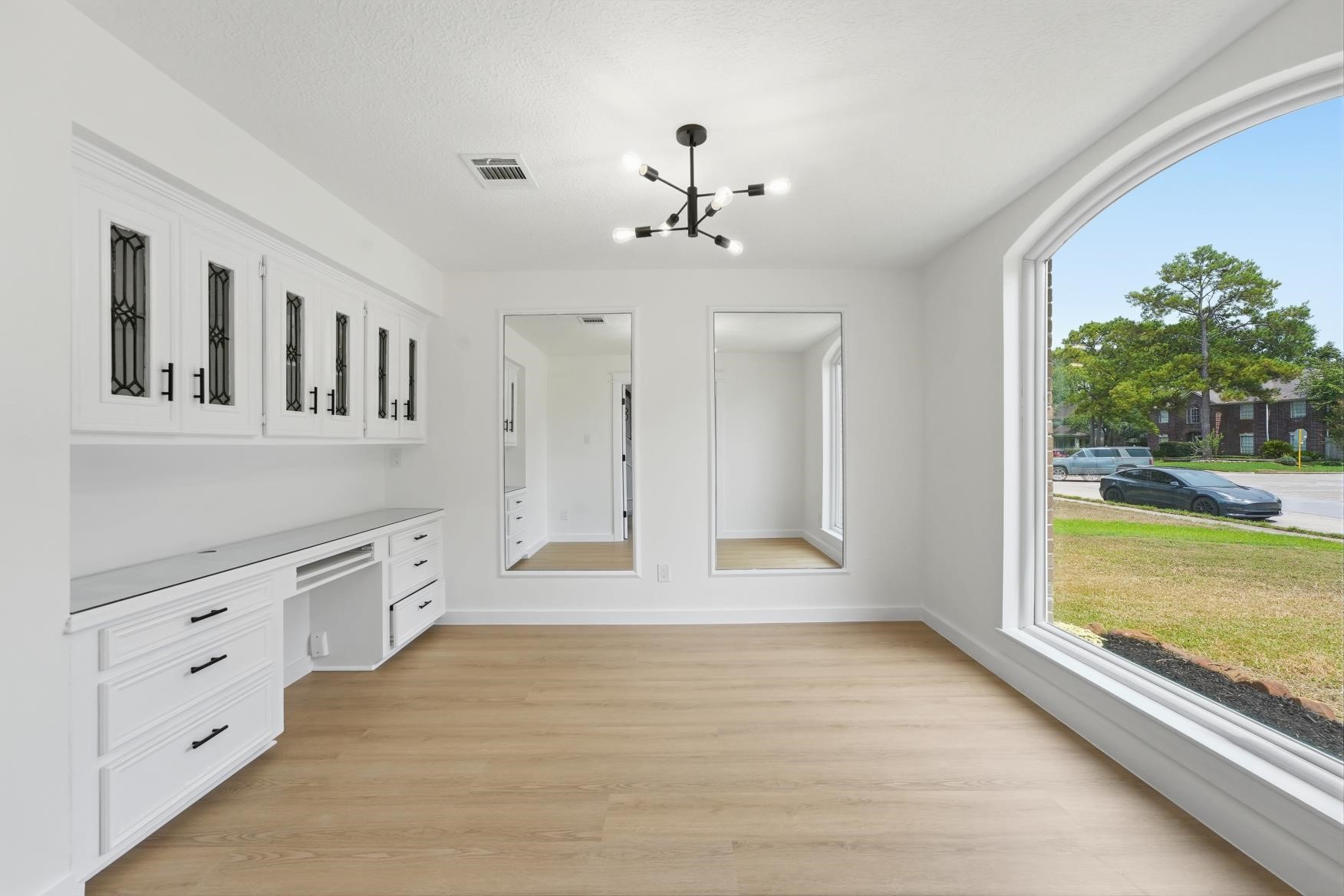 3602 Cypresswood Drive Property Photo 7
