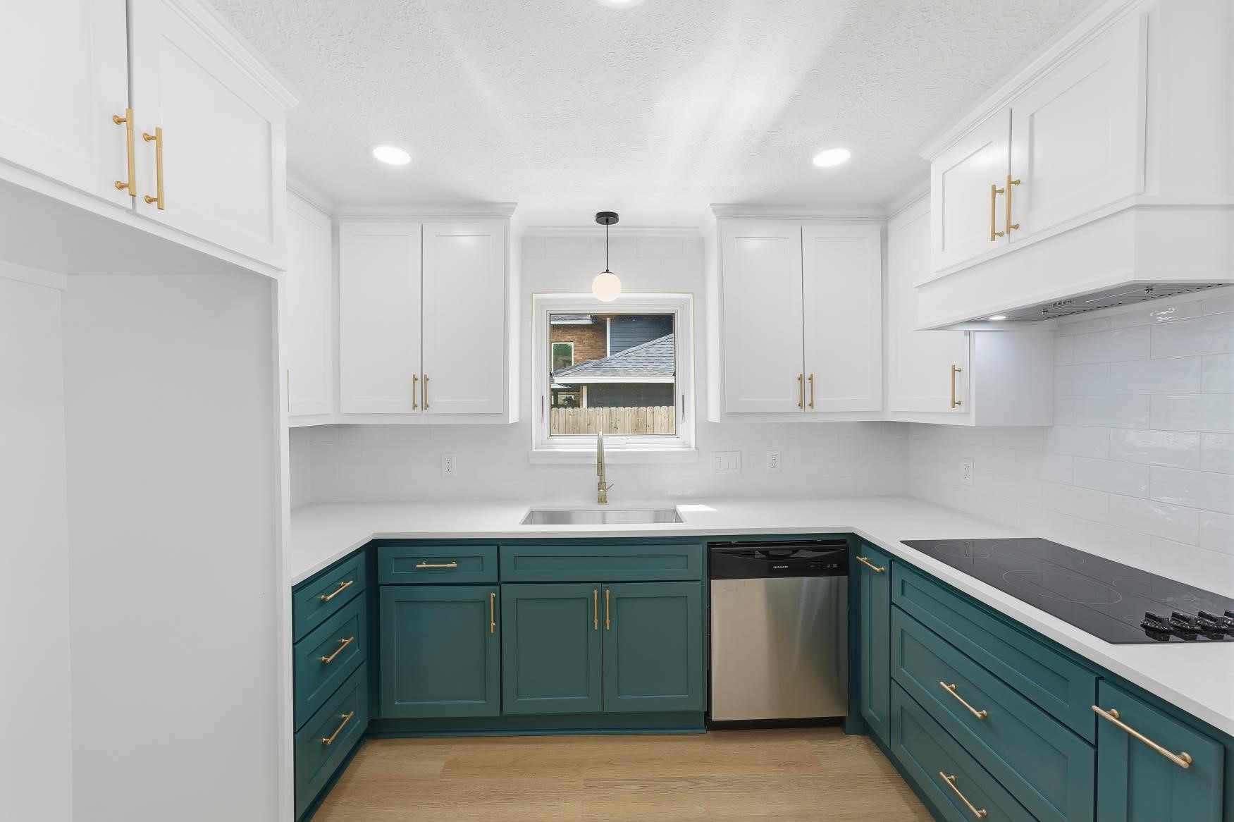 3602 Cypresswood Drive Property Photo 13