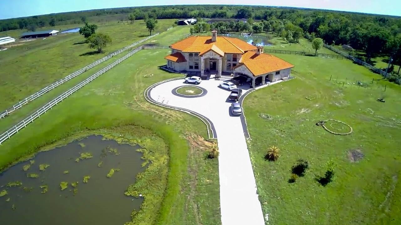 848 Juliff Manvel Road Property Photo 1