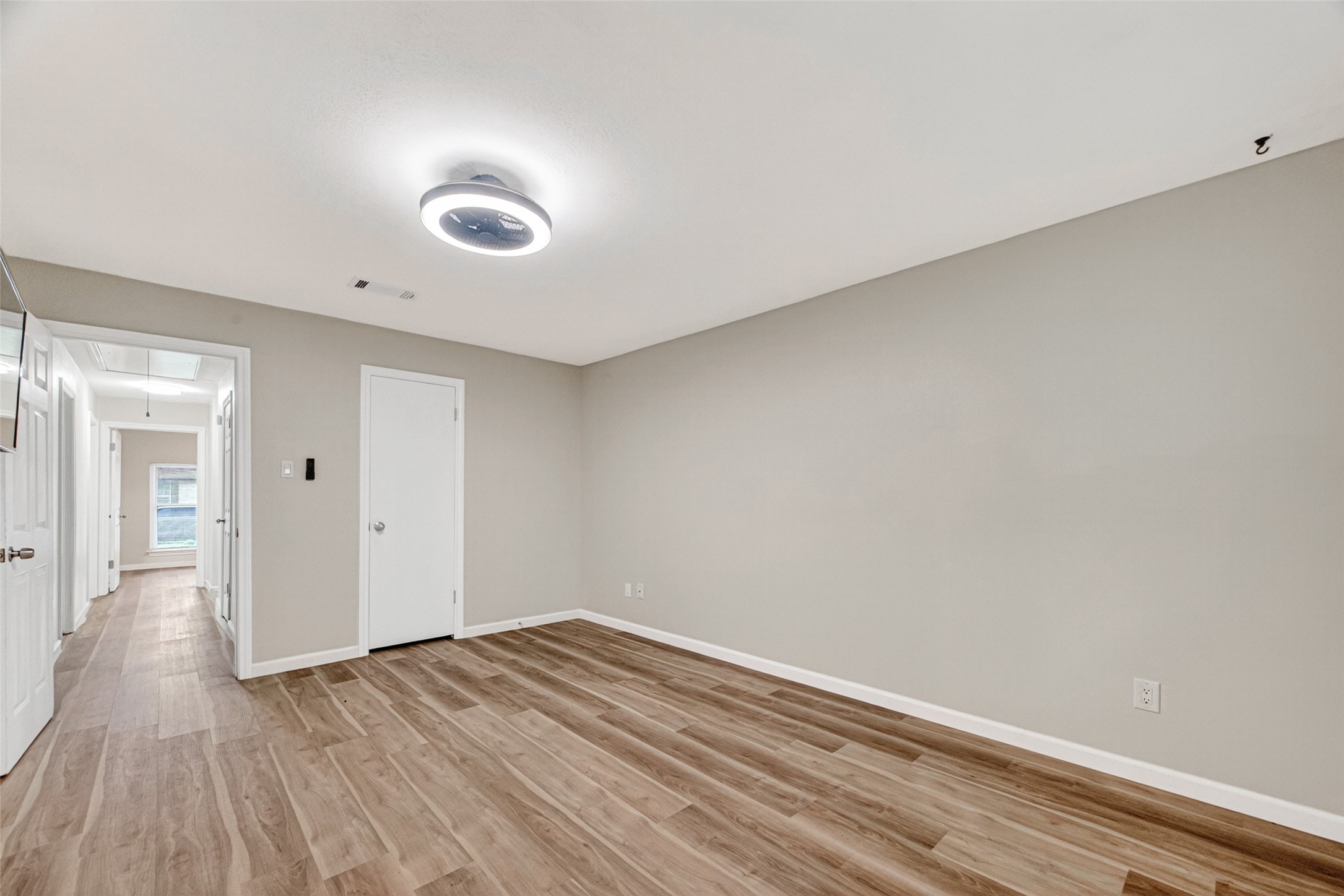 25503 Foxbriar Lane Property Photo 34