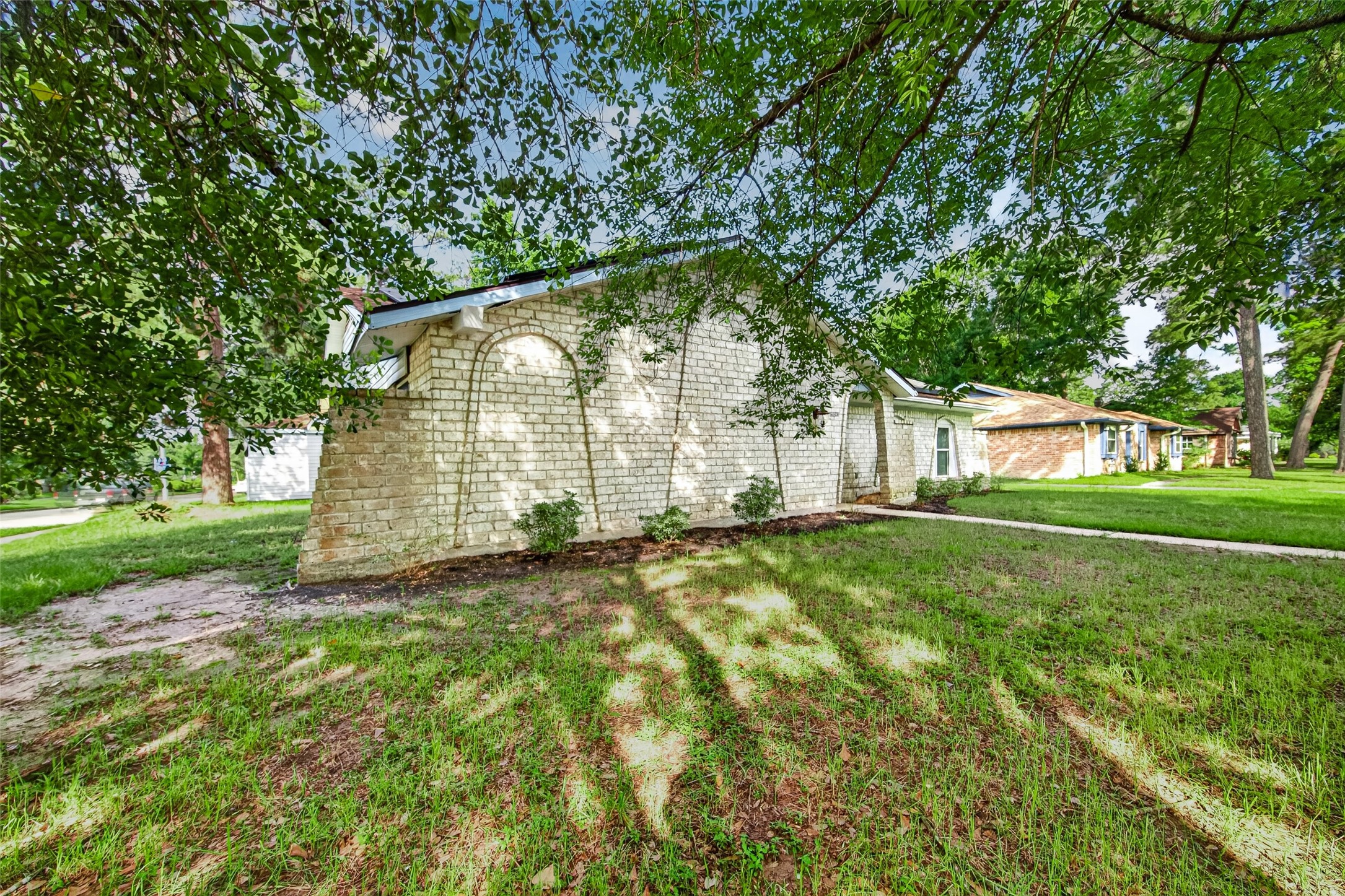 25503 Foxbriar Lane Property Photo 39