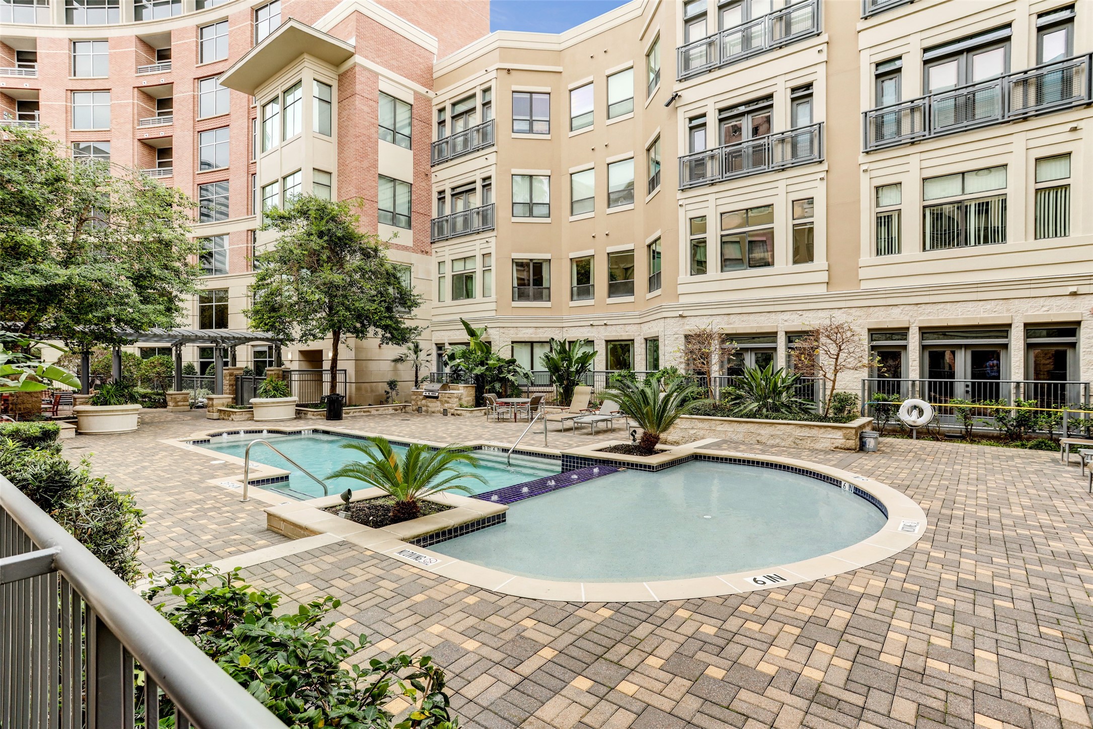 1901 Post Oak Boulevard 2602 Property Photo 4