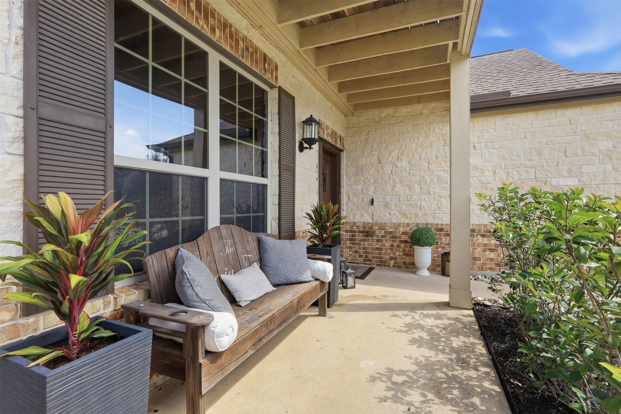802 S Chamfer Way Property Photo 8