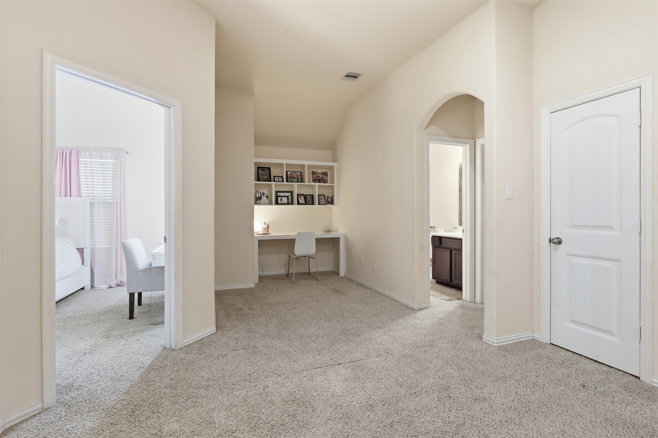 802 S Chamfer Way Property Photo 20