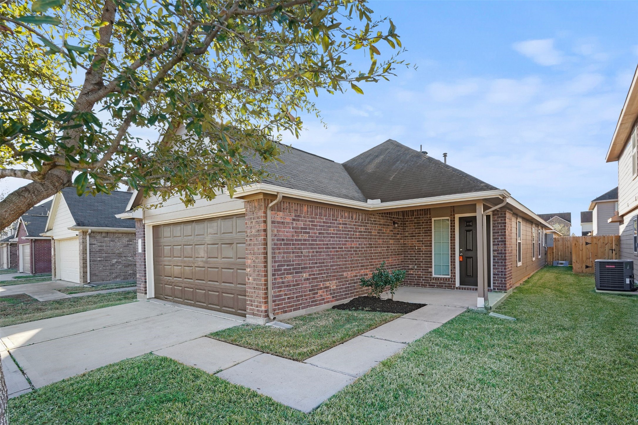 19035 Brescia Lane Property Photo 3