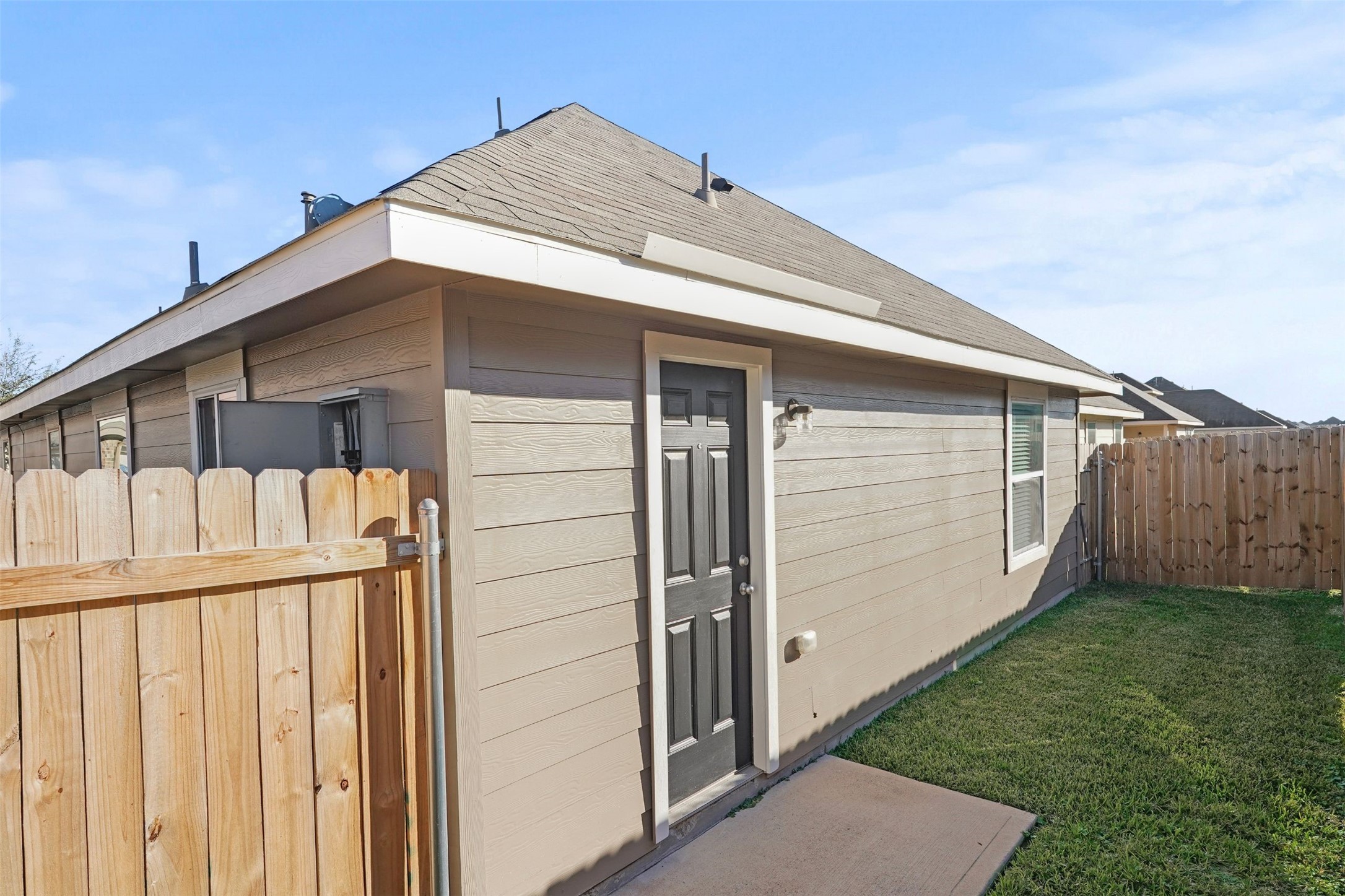 19035 Brescia Lane Property Photo 4