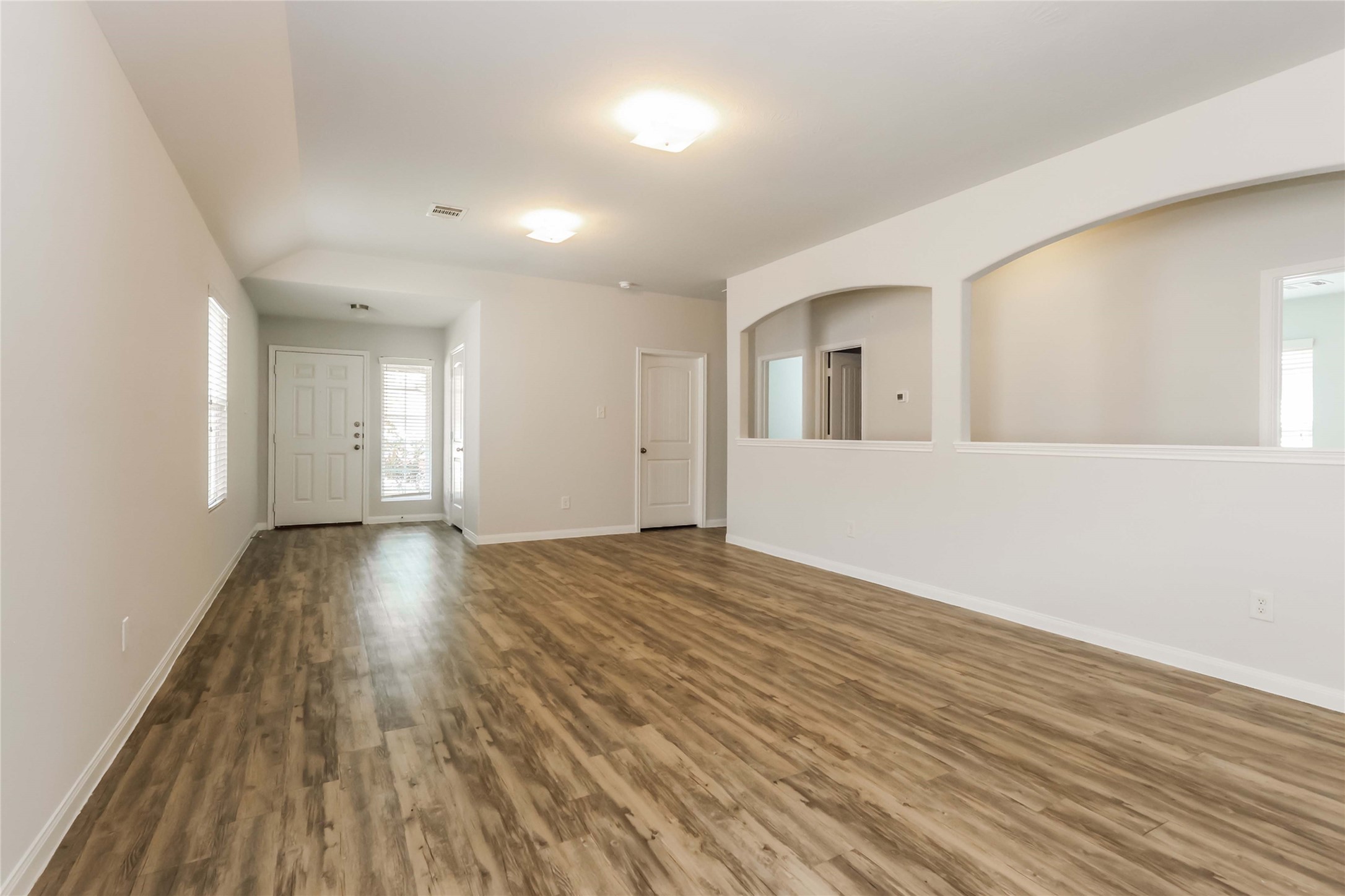 19035 Brescia Lane Property Photo 8