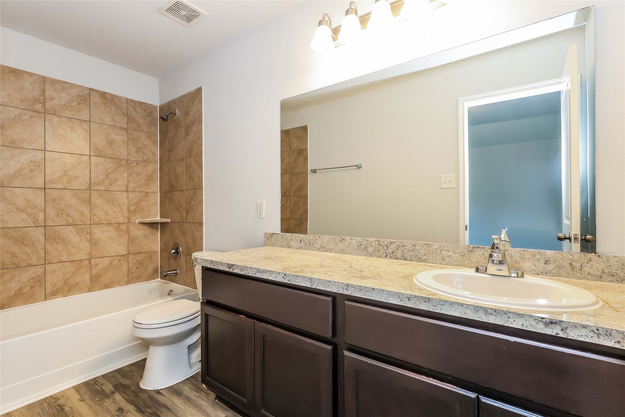 19035 Brescia Lane Property Photo 12