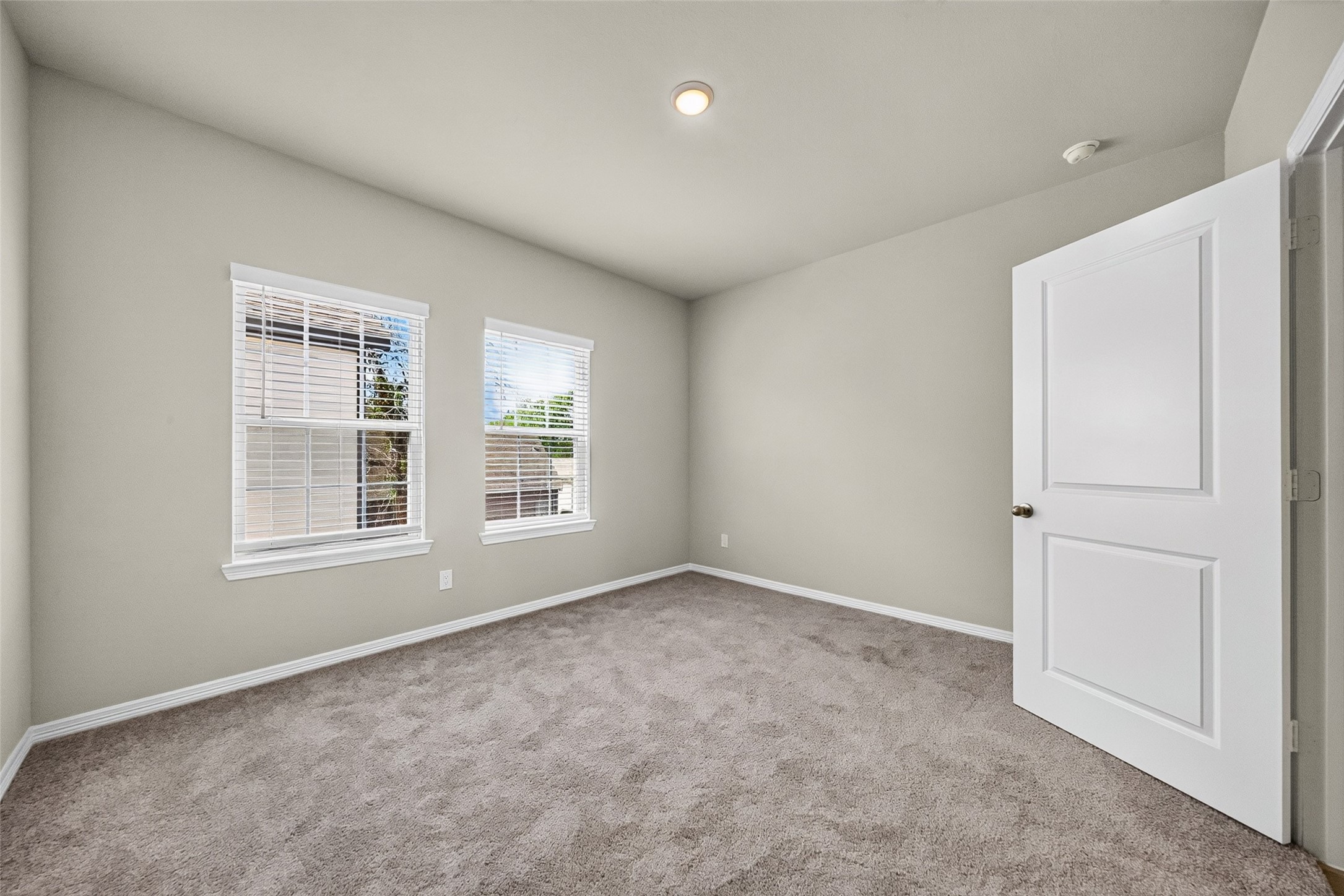 6434 New York Property Photo 20