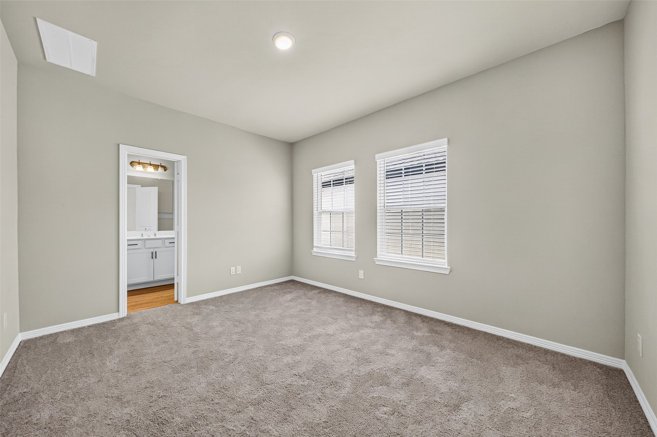 6434 New York Property Photo 22