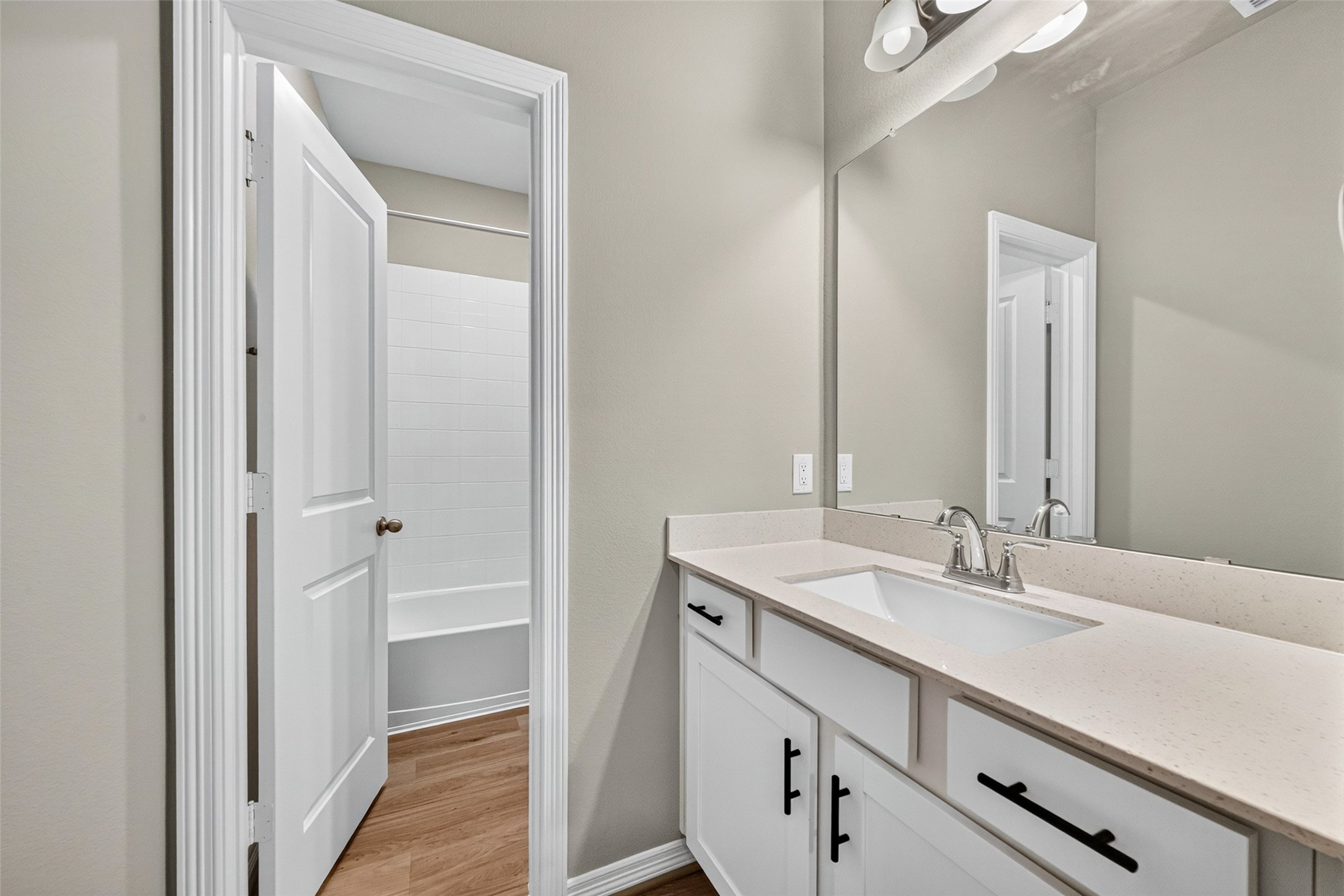 6434 New York Property Photo 28
