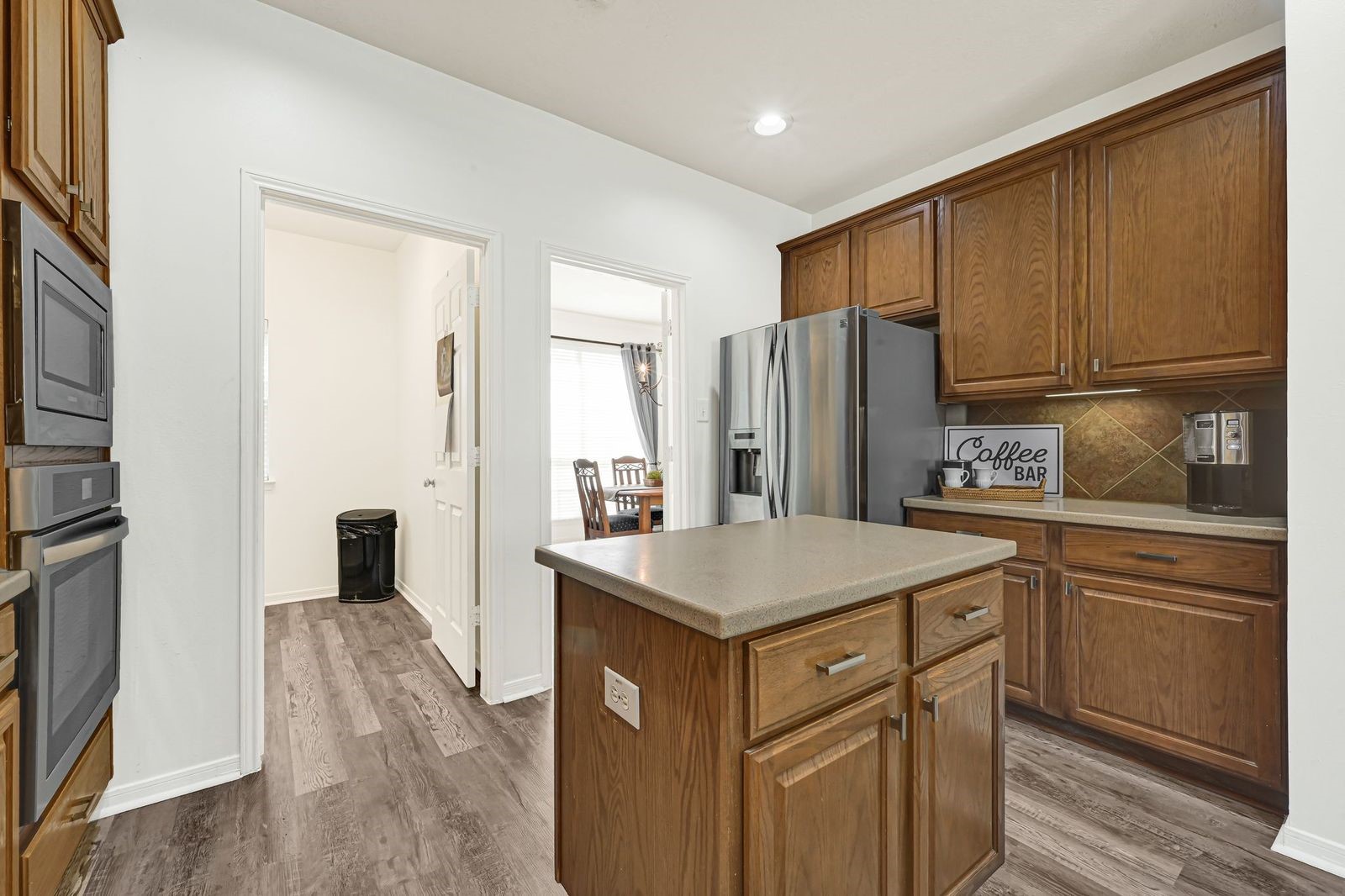 3422 Bay Breeze Drive Property Photo 18