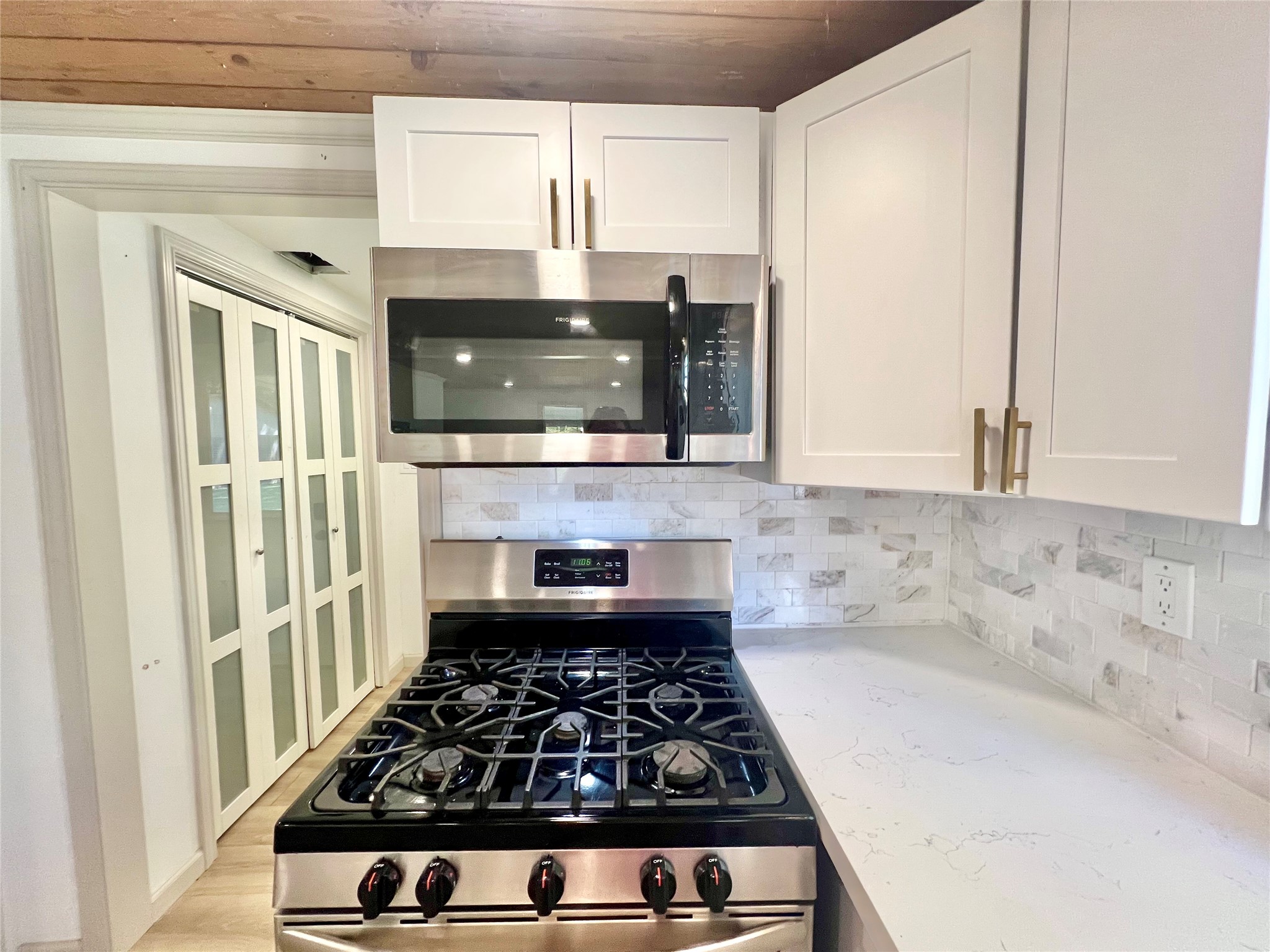 4410 Jackson Street Property Photo 18