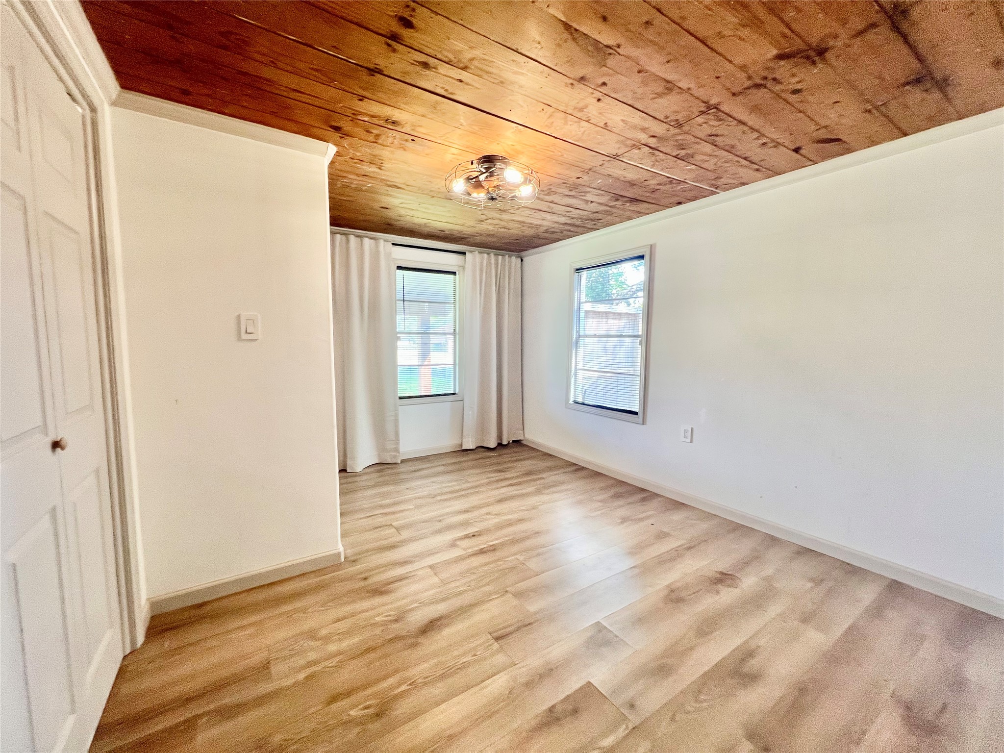 4410 Jackson Street Property Photo 25