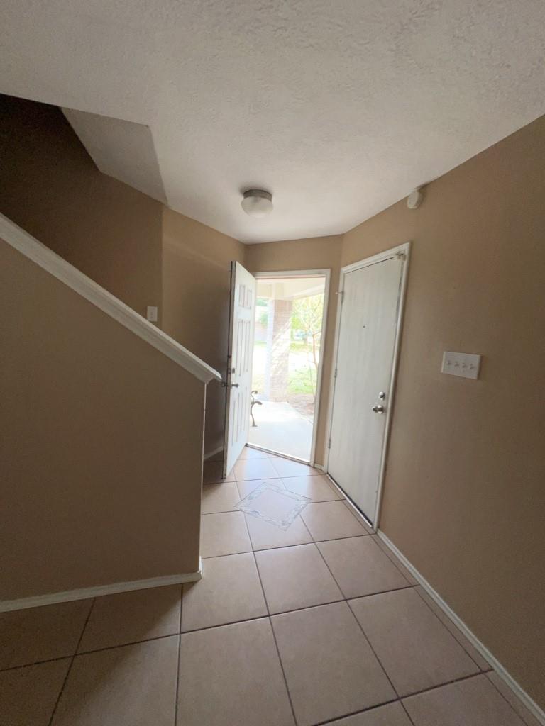 9015 Serena Lane Property Photo 4