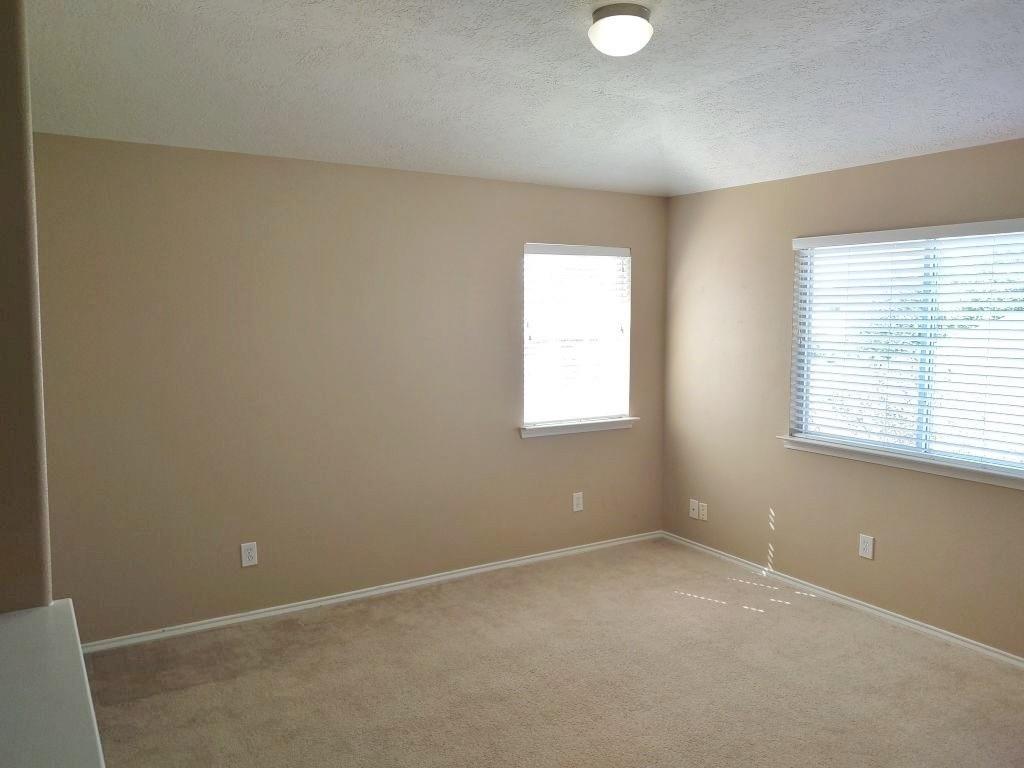 9015 Serena Lane Property Photo 6