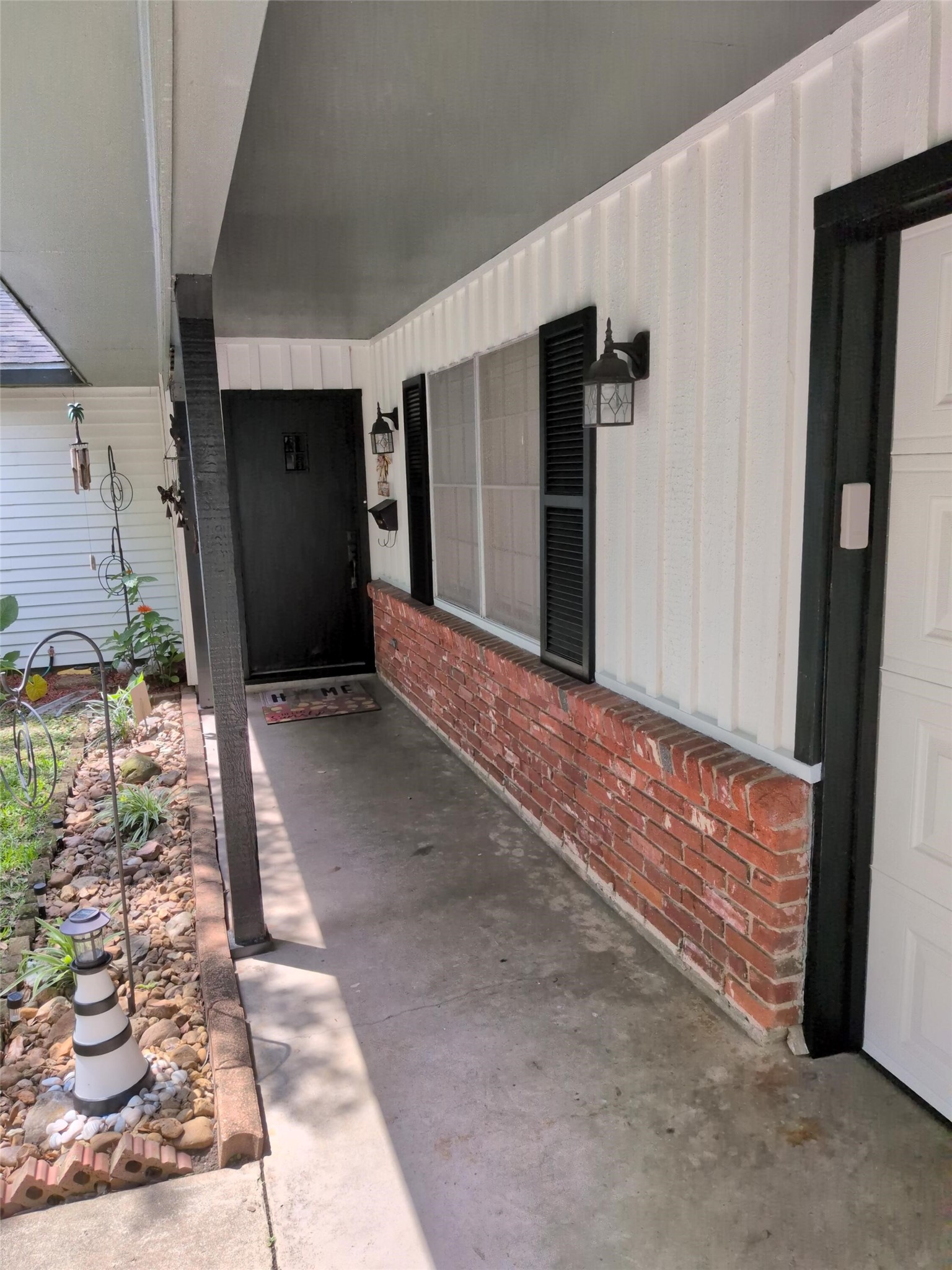 1500 Andrea Drive Property Photo 2