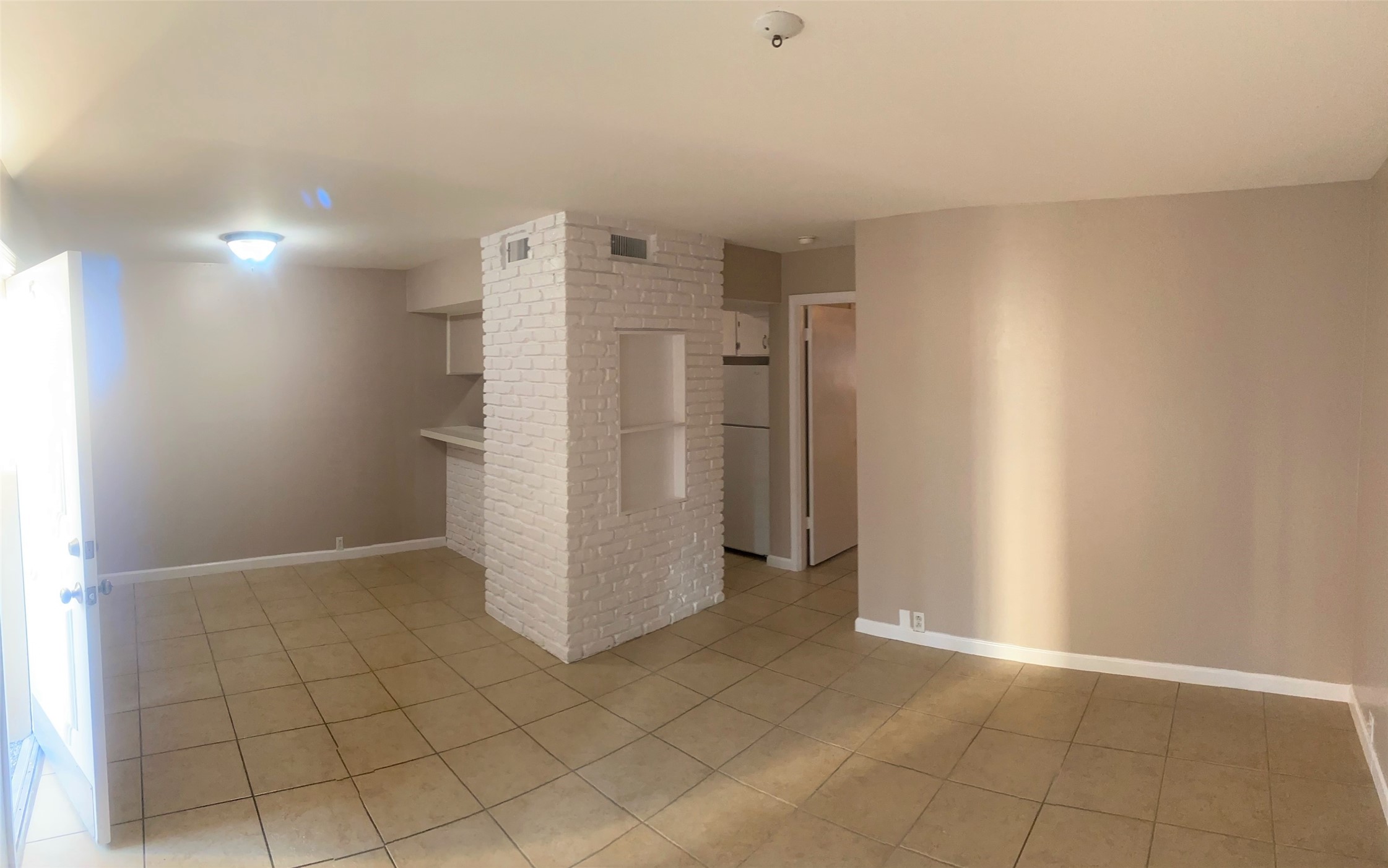 5353 Richmond Avenue 5 Property Photo 2