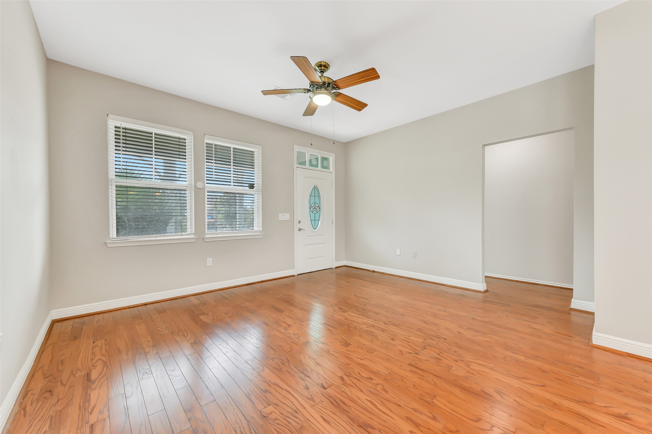4418 N Live Oak Circle Property Photo 3