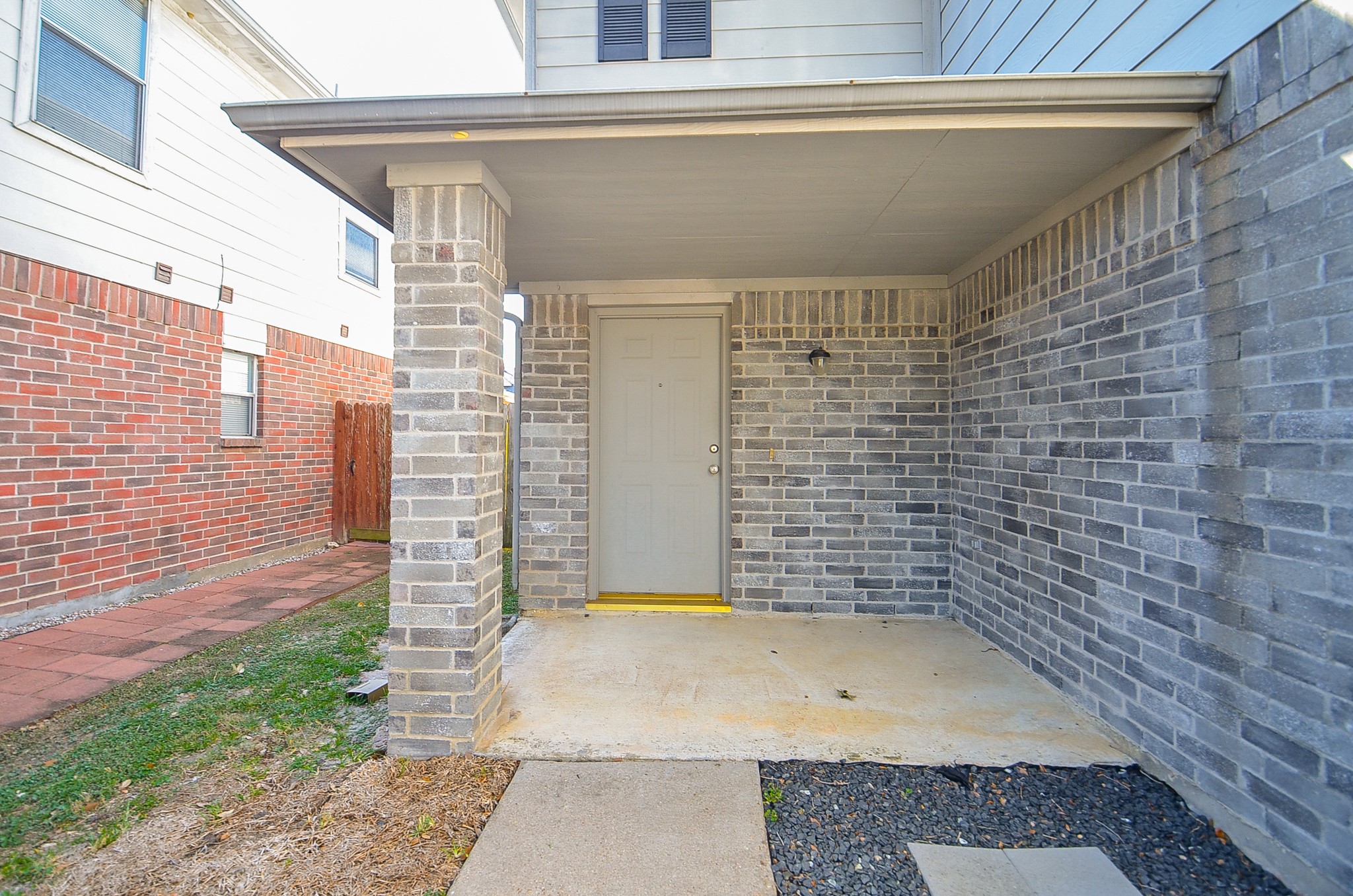 17327 Davenway Dr Property Photo 22