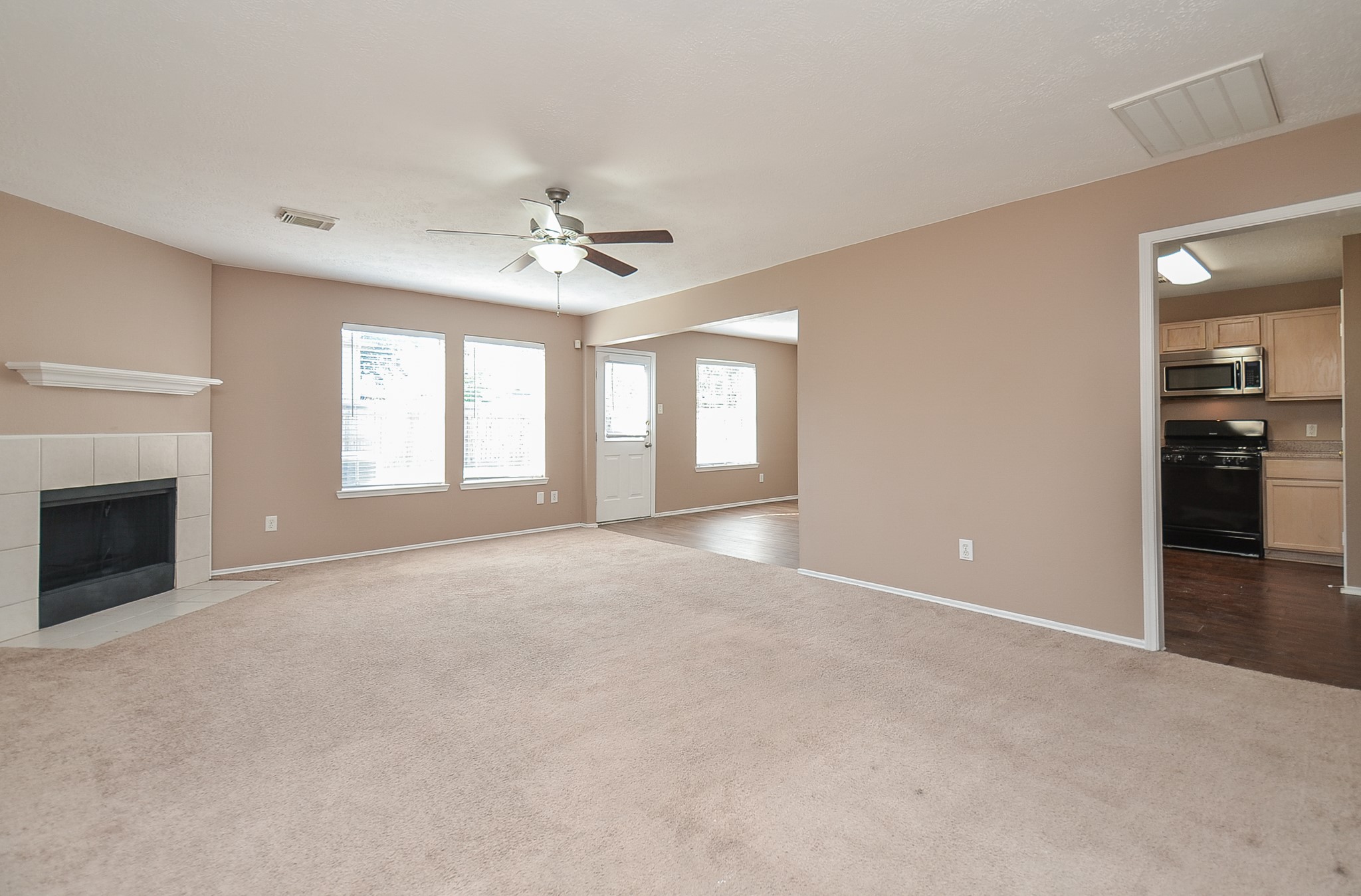 17327 Davenway Dr Property Photo 26