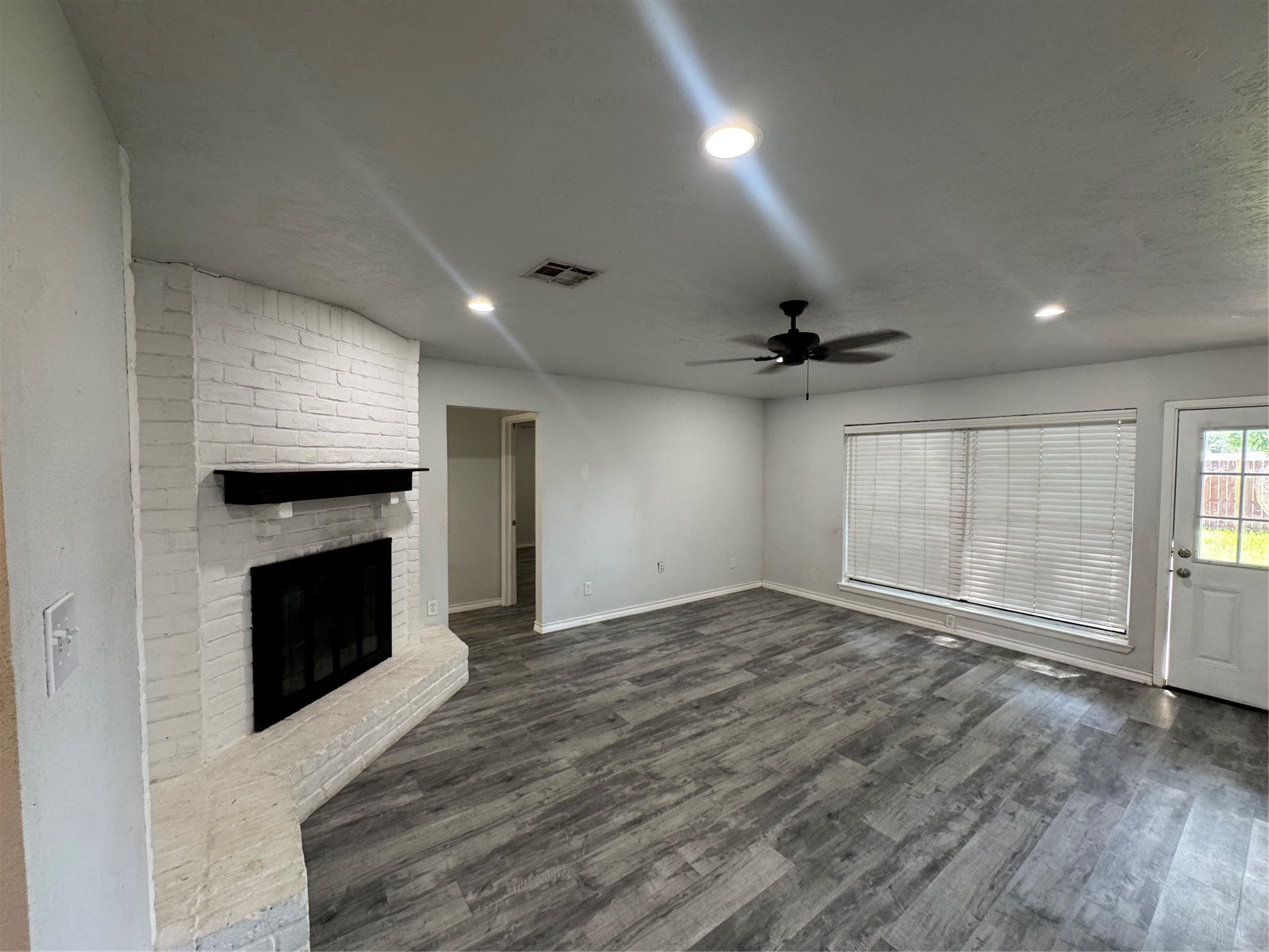 3227 Fern Rock Drive Property Photo 6