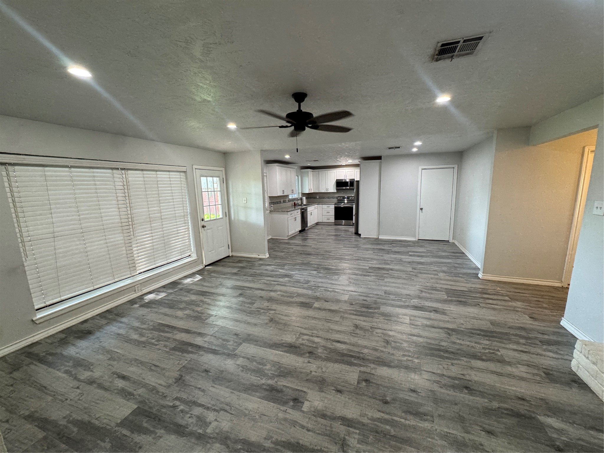 3227 Fern Rock Drive Property Photo 7