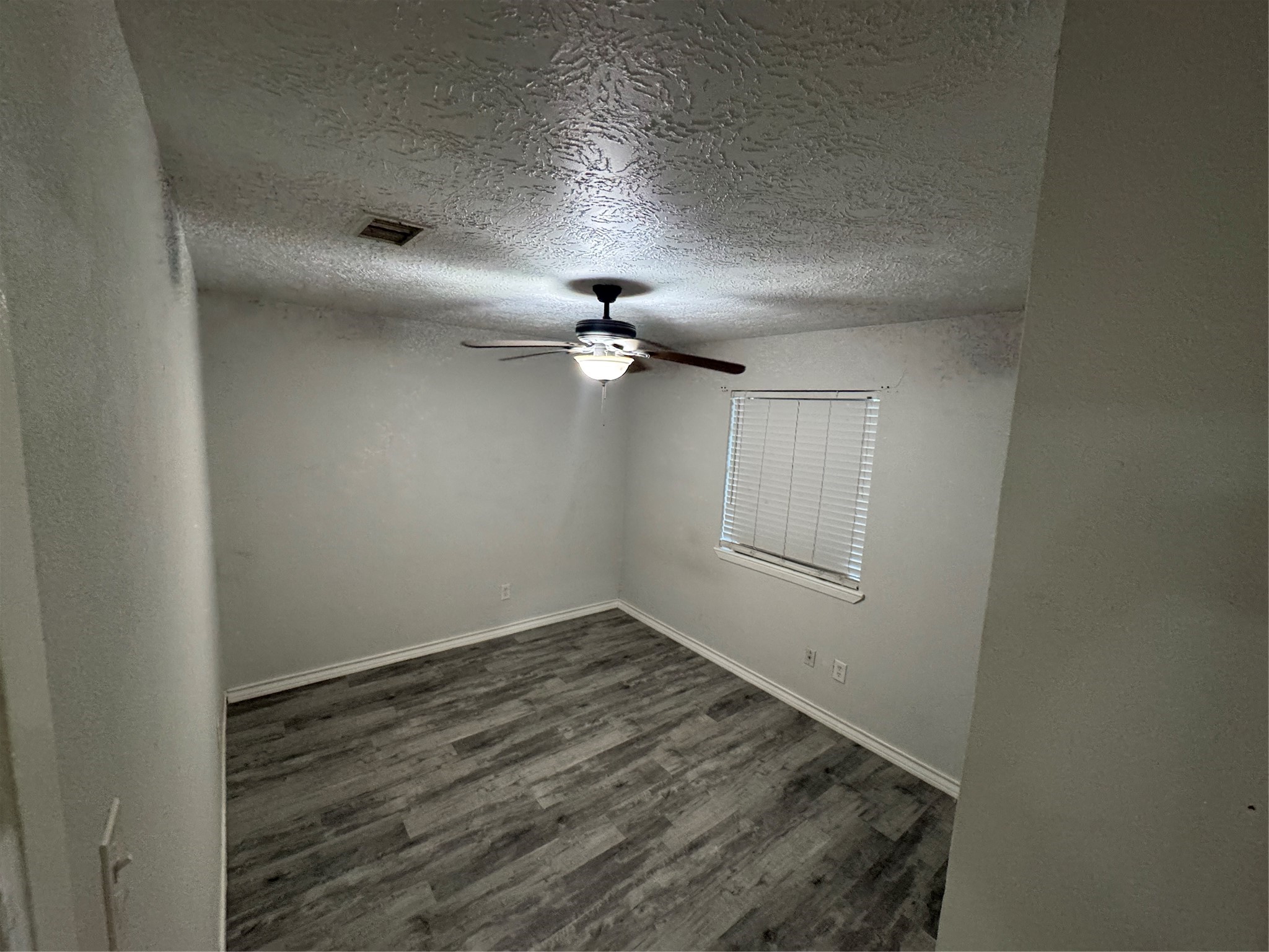 3227 Fern Rock Drive Property Photo 12