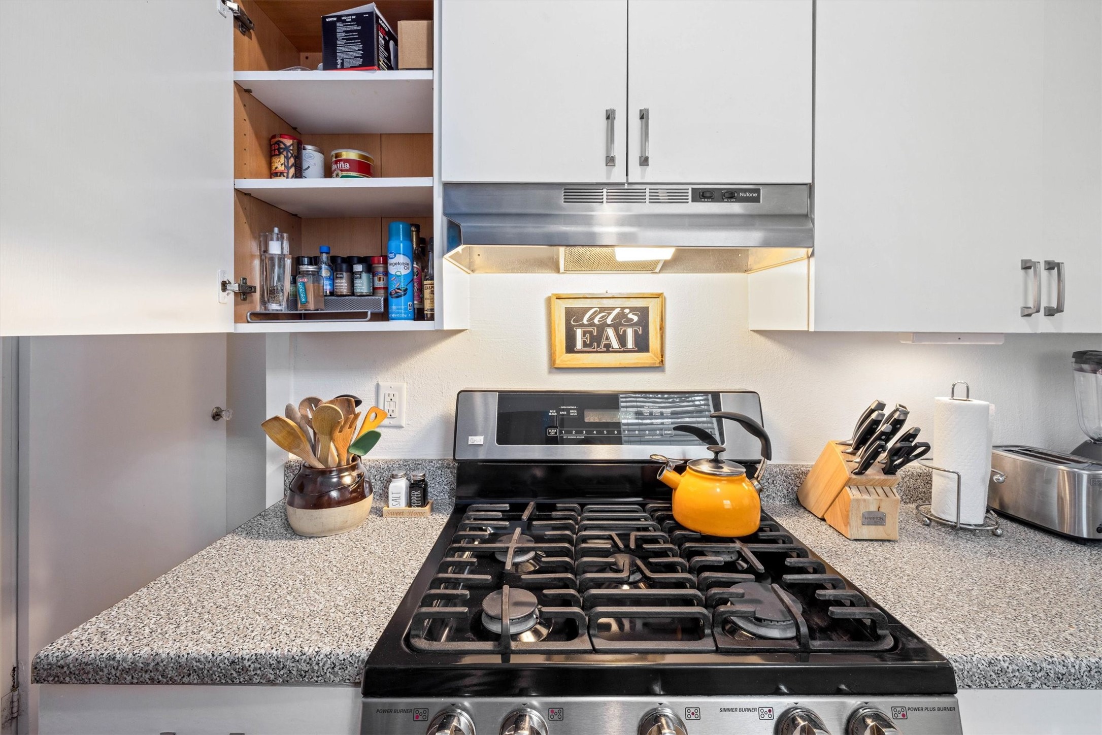 519 Allston Street Property Photo 13