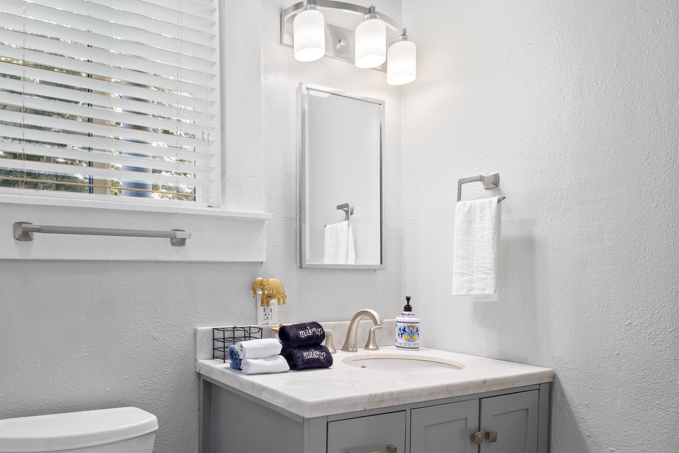 519 Allston Street Property Photo 18