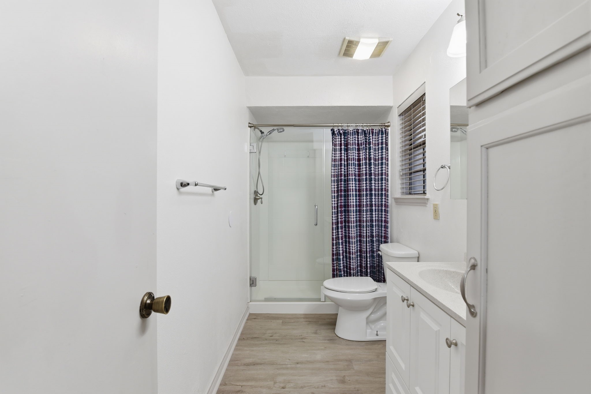 2402 Sycamore Avenue B1 Property Photo 17