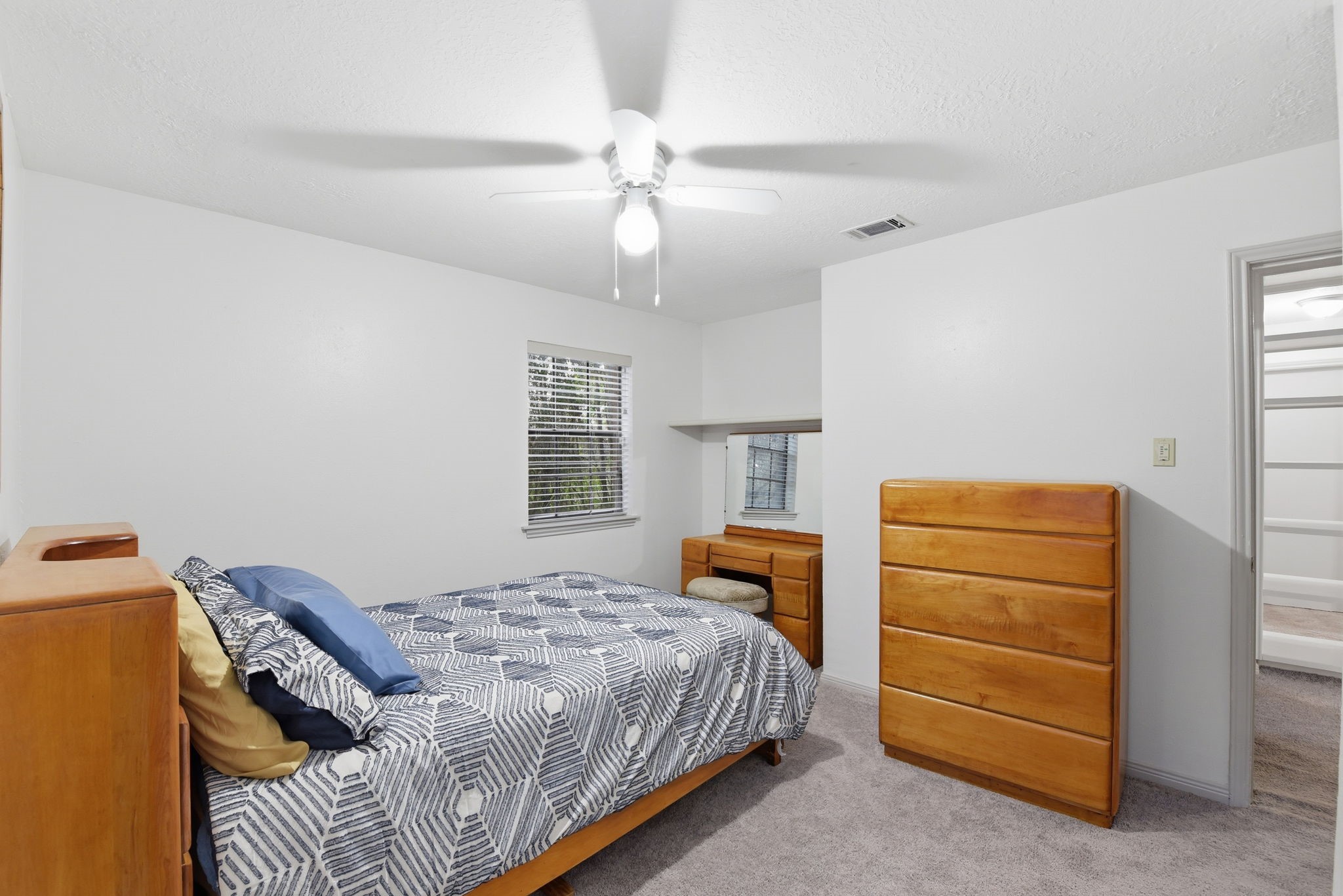 2402 Sycamore Avenue B1 Property Photo 21