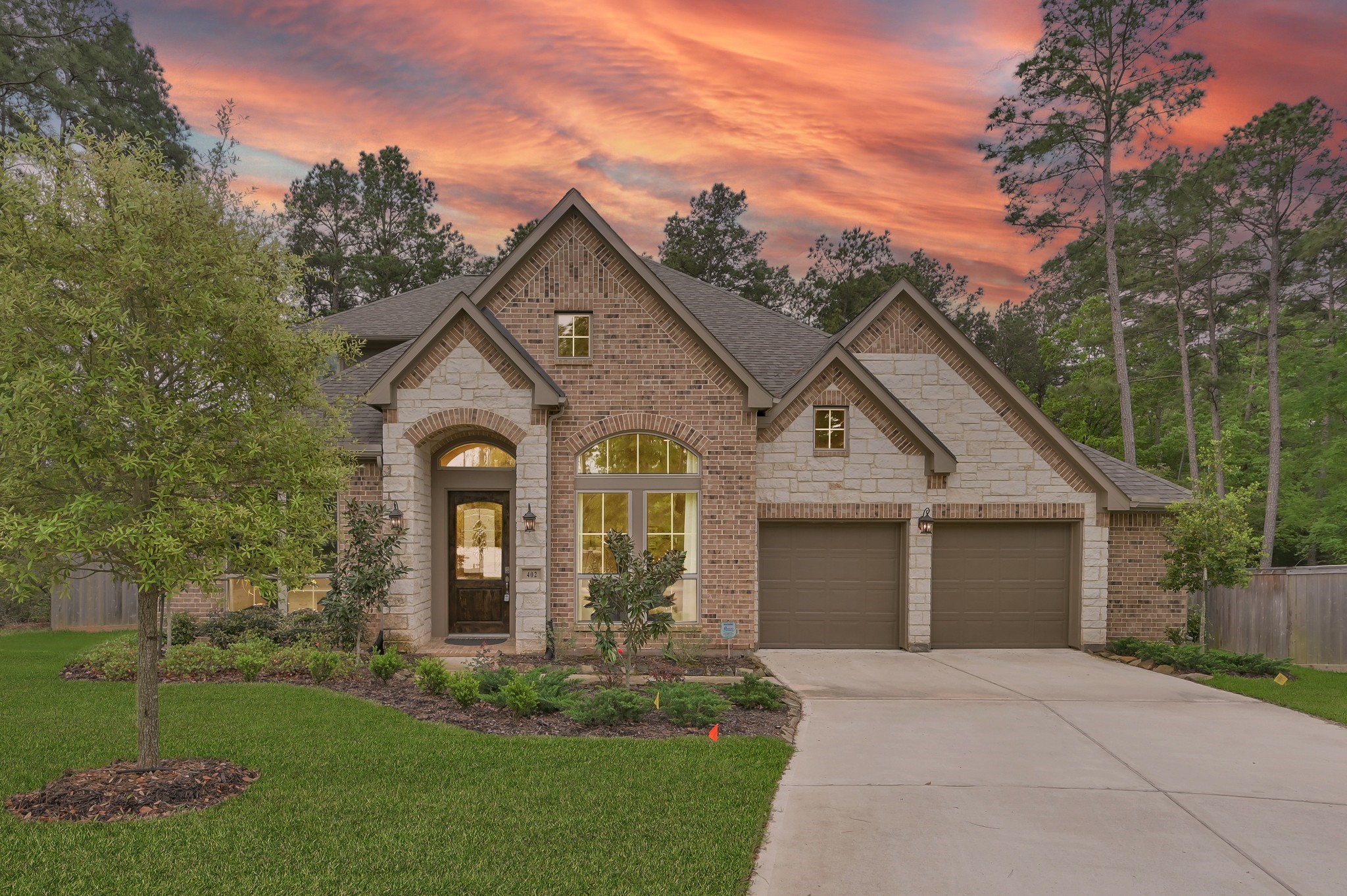 402 Changing Tide Court Property Photo 2