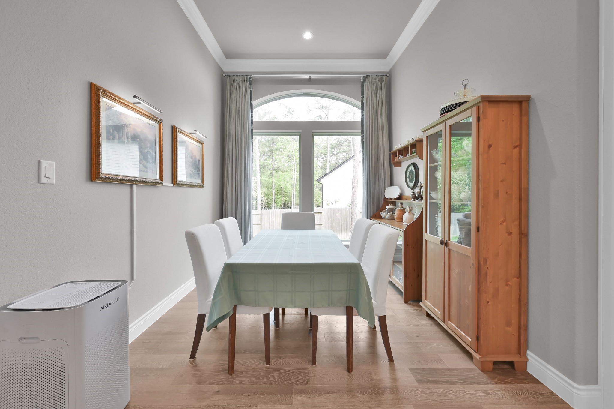 402 Changing Tide Court Property Photo 7