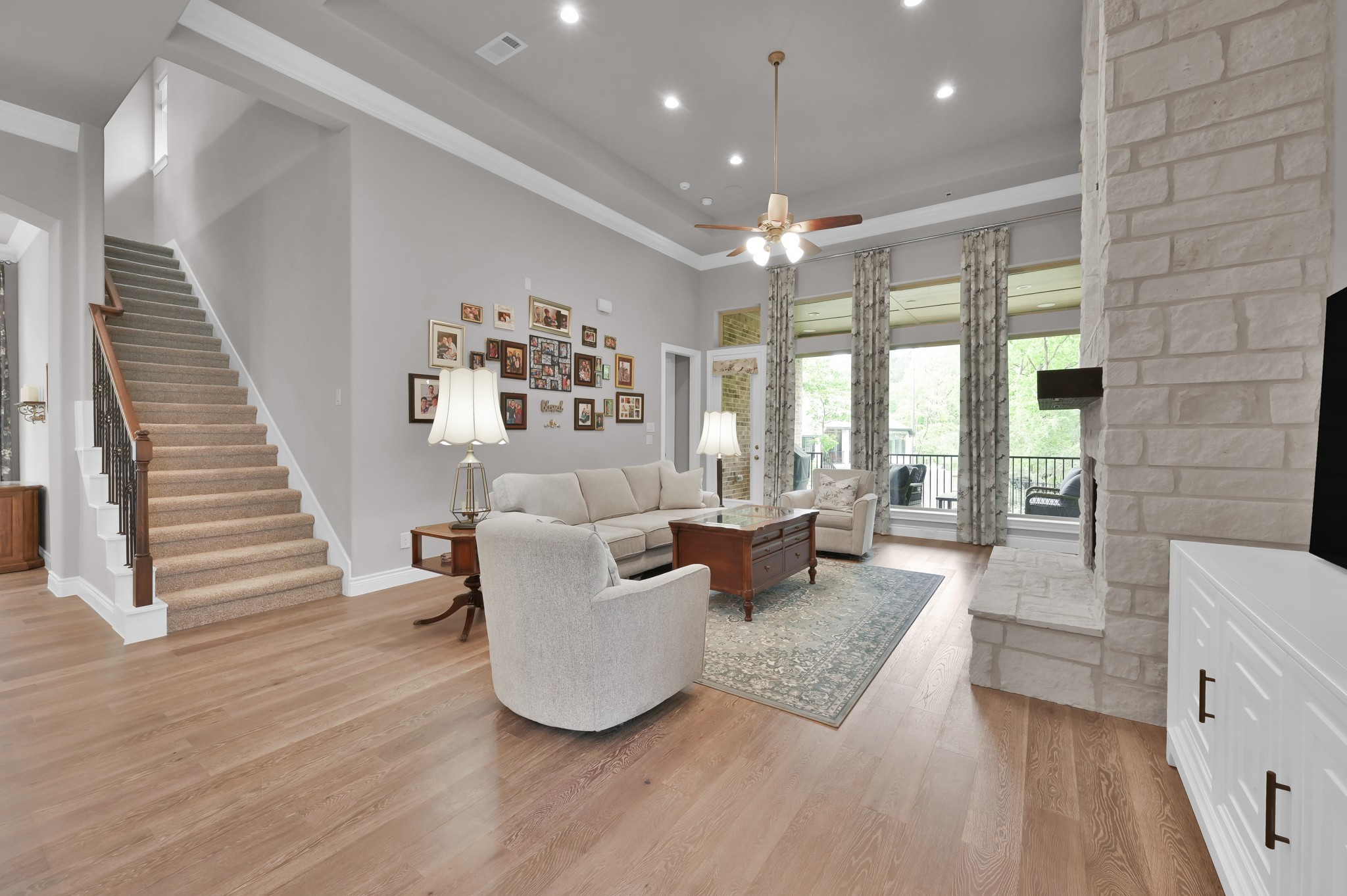 402 Changing Tide Court Property Photo 12