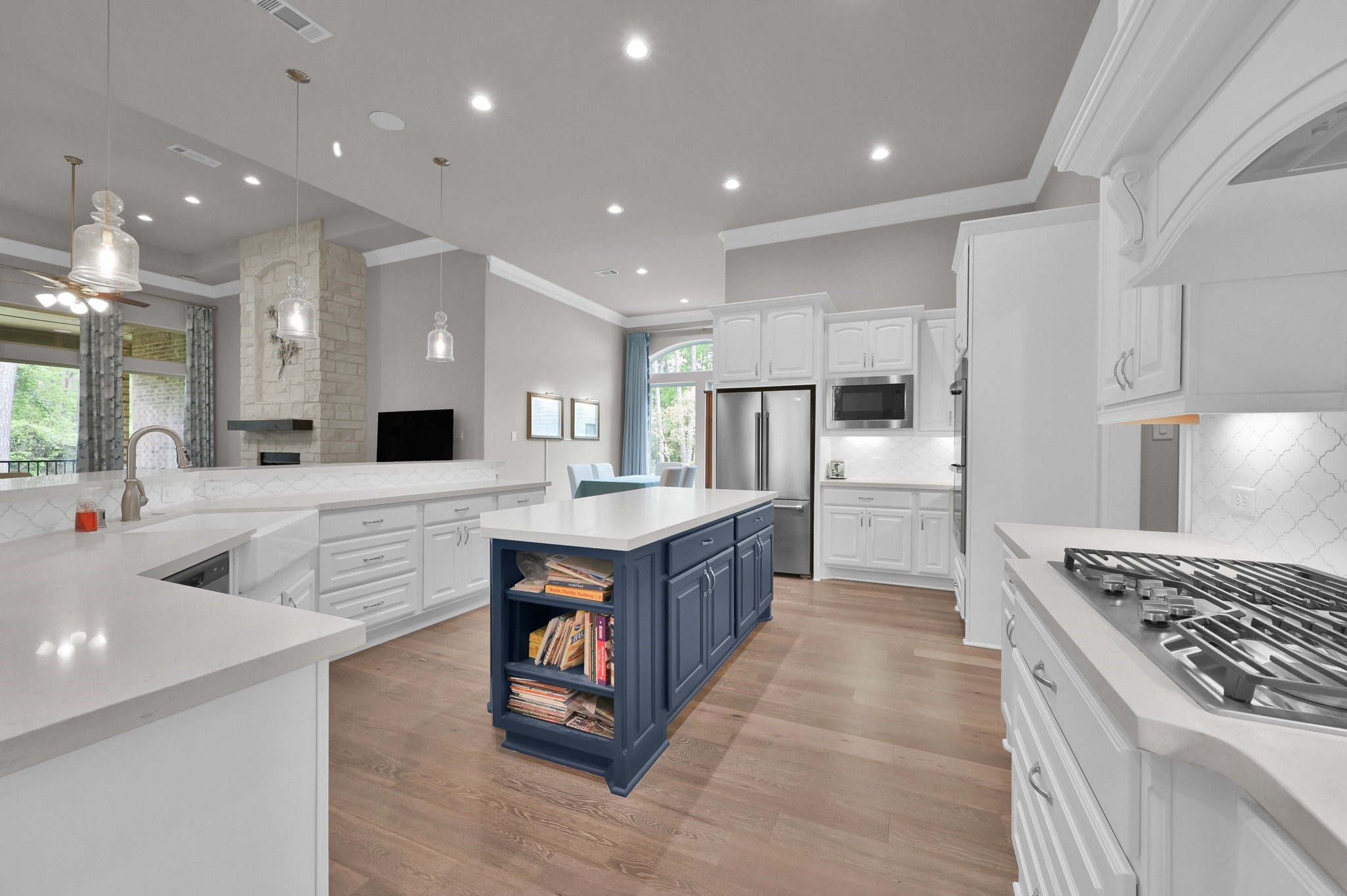 402 Changing Tide Court Property Photo 14