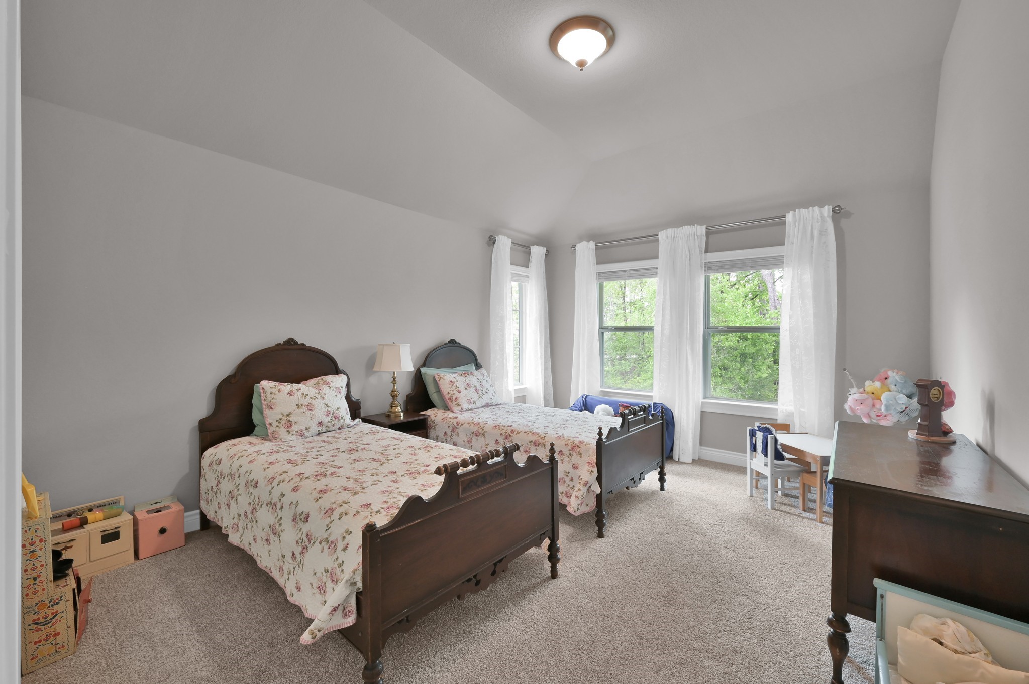 402 Changing Tide Court Property Photo 31