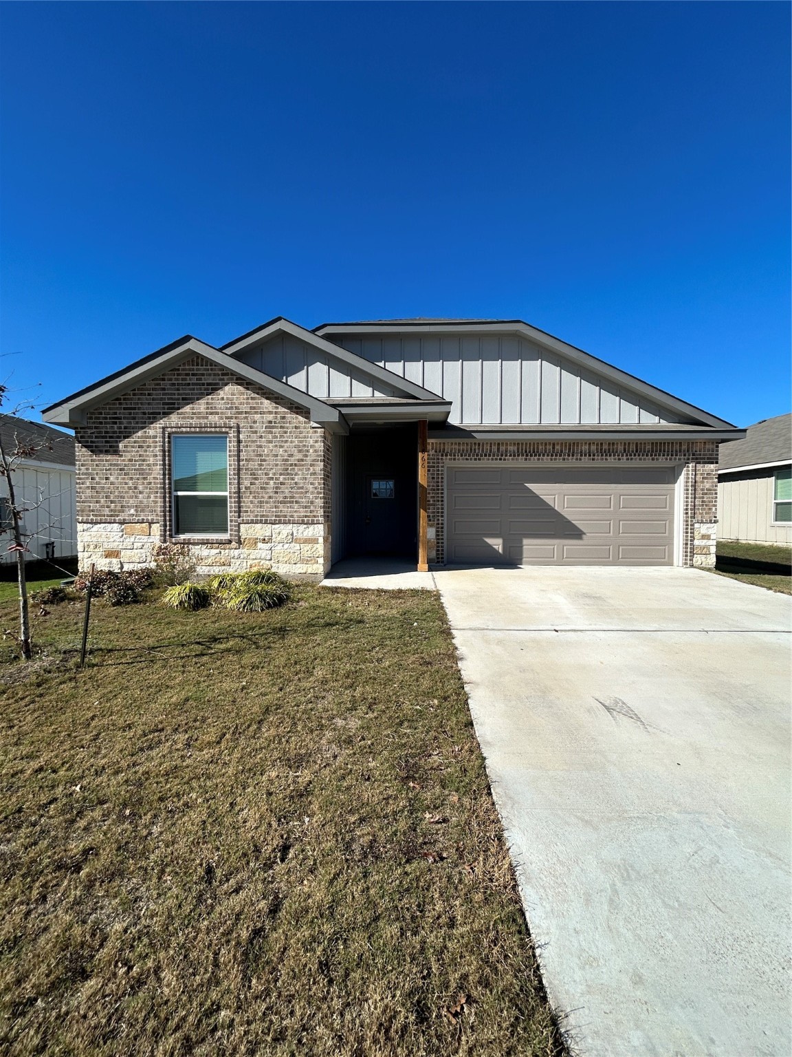 846 Freedom Circle Property Photo