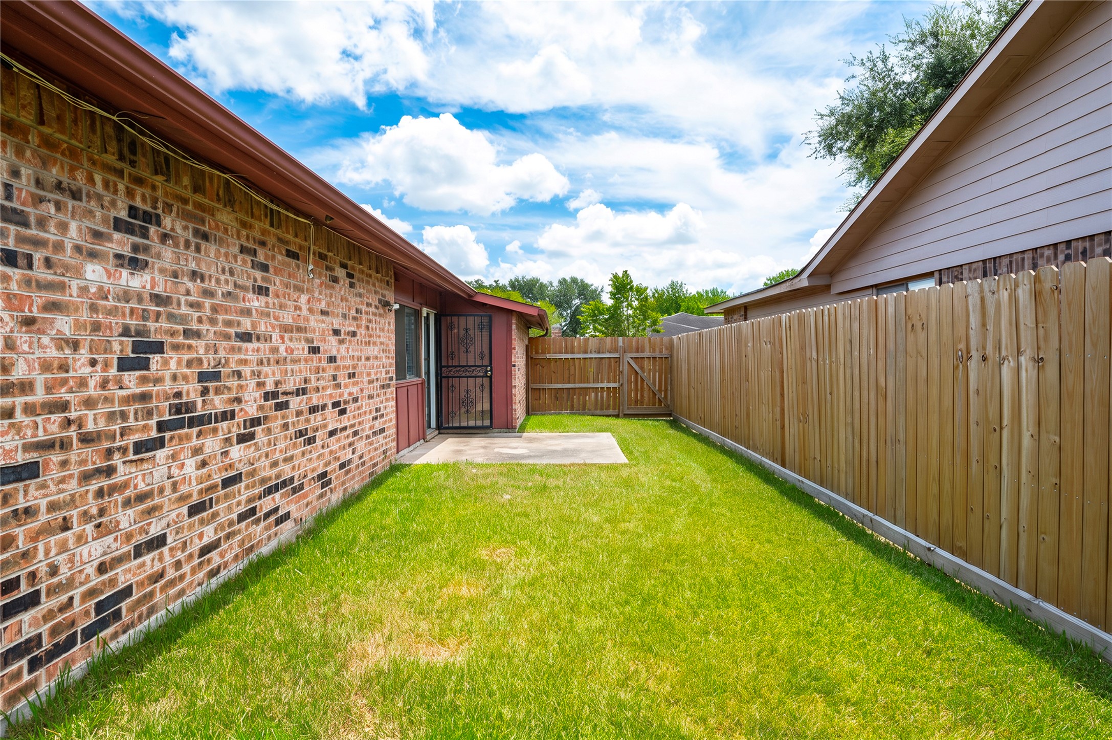 15722 Corsair Road Property Photo 11