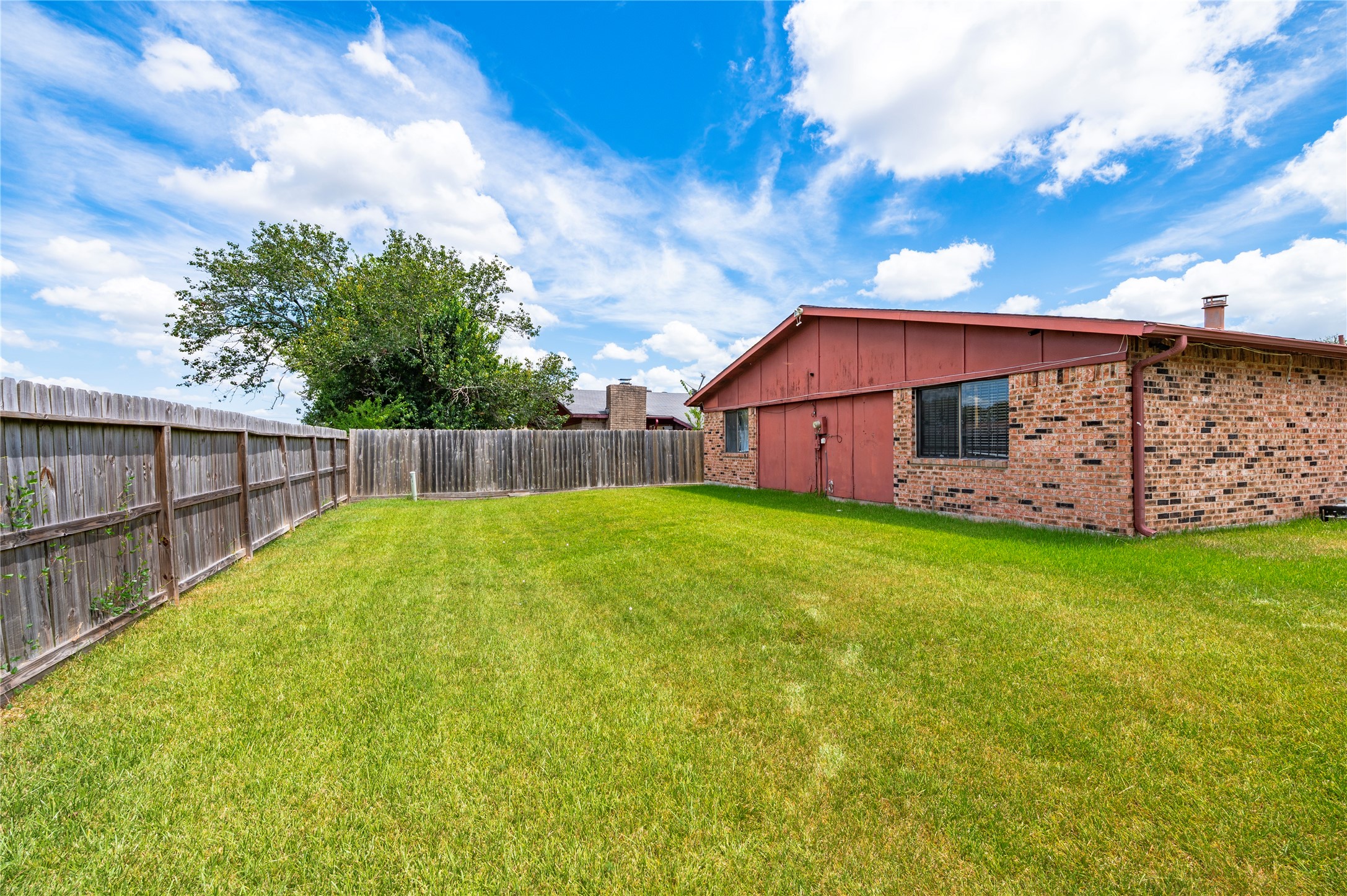 15722 Corsair Road Property Photo 13